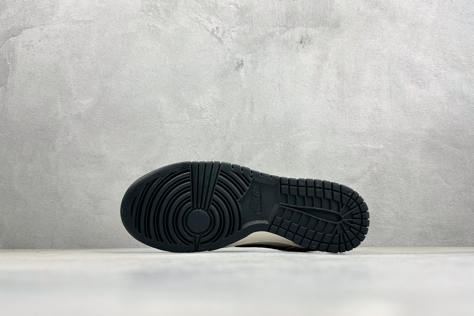 Nike Dunk Low Retro 马年限定 周年高端定制 低帮休闲板鞋 HT5088-655-Chinese wholesaler seller Clothes Bags handbags wholesale Shoes High Quatity wholesaler seller Cheap Sneakers from China Factory Chinese suppliers china wholesale clothing wholesaler seller Nike Dunk Low Retro 马年限定 周年高端定制 低帮休闲板鞋 HT5088-655