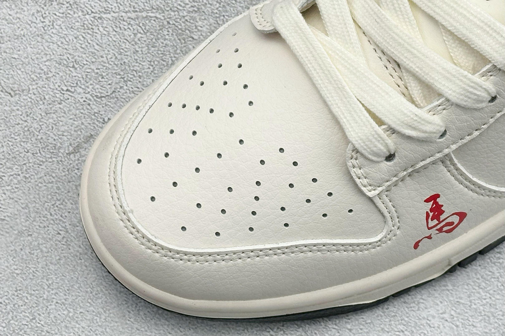 270 Nike Dunk Low Retro 2026马年限定 周年高端定制 低帮休闲板鞋 MZ9588-861-Chinese UA Cheap High Quatity Brand Clothes Bags handbags Sneakers wholesale wholesaler seller from China Factory suppliers Fashion Clothing Shoes best Quality Beautiful Price 270 Nike Dunk Low Retro 2026马年限定 周年高端定制 低帮休闲板鞋 MZ9588-861