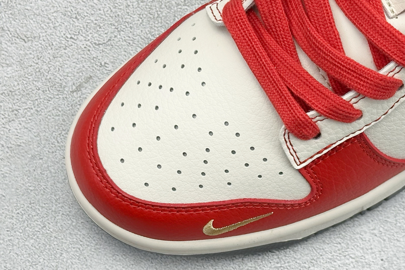 270 Nike Dunk Low Retro 马年限定 周年高端定制 低帮休闲板鞋 HG0026-015-Chinese UA Cheap High Quatity Brand Clothes Bags handbags Sneakers wholesale wholesaler seller from China Factory suppliers Fashion Clothing Shoes best Quality Beautiful Price 270 Nike Dunk Low Retro 马年限定 周年高端定制 低帮休闲板鞋 HG0026-015