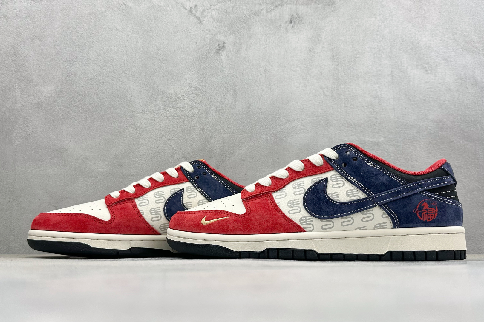 Nike Dunk Low Retro 马年限定 周年高端定制 低帮休闲板鞋 HG0026-011-Top High Quatity Cheap Sneakers Fashion Clothing Clothes Bags handbags Shoes of all Brand wholesale With The best Quality And Beautiful Price from China Factory Chinese suppliers wholesaler seller Nike Dunk Low Retro 马年限定 周年高端定制 低帮休闲板鞋 HG0026-011