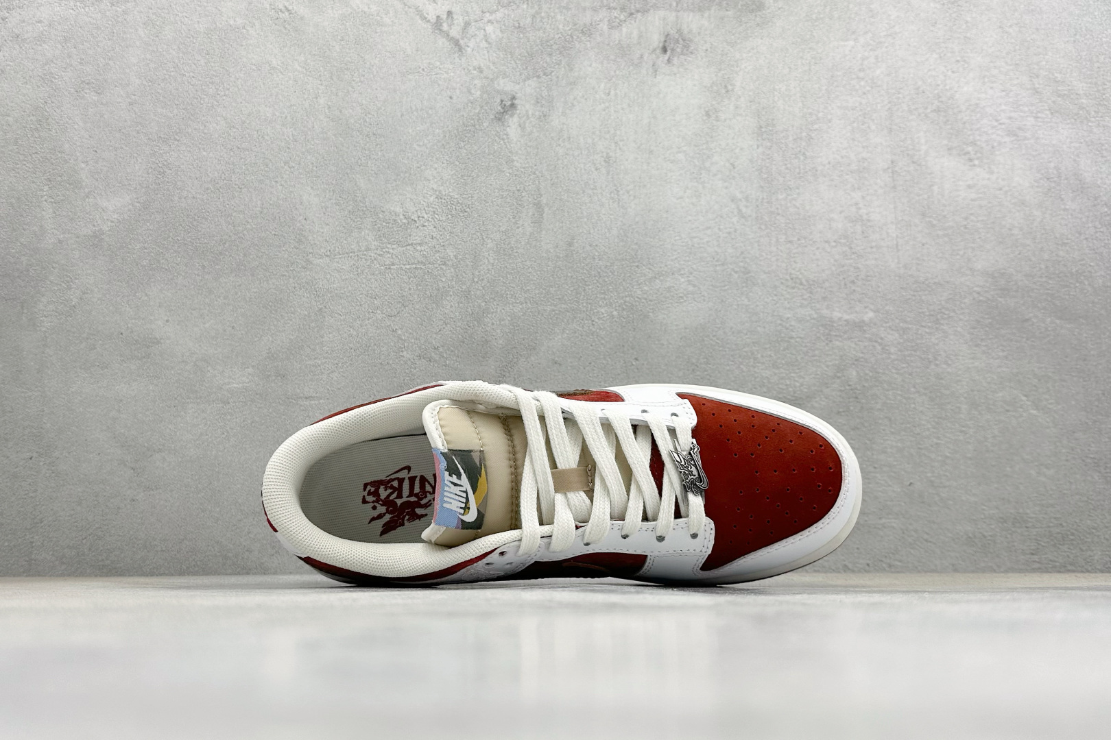K版Nike SB Dunk Low 马年限定 高端定制 低帮休闲滑板鞋 IQ1118-220-Top High Quatity Cheap Sneakers Fashion Clothing Clothes Bags handbags Shoes of all Brand wholesale With The best Quality And Beautiful Price from China Factory Chinese suppliers wholesaler seller K版Nike SB Dunk Low 马年限定 高端定制 低帮休闲滑板鞋 IQ1118-220