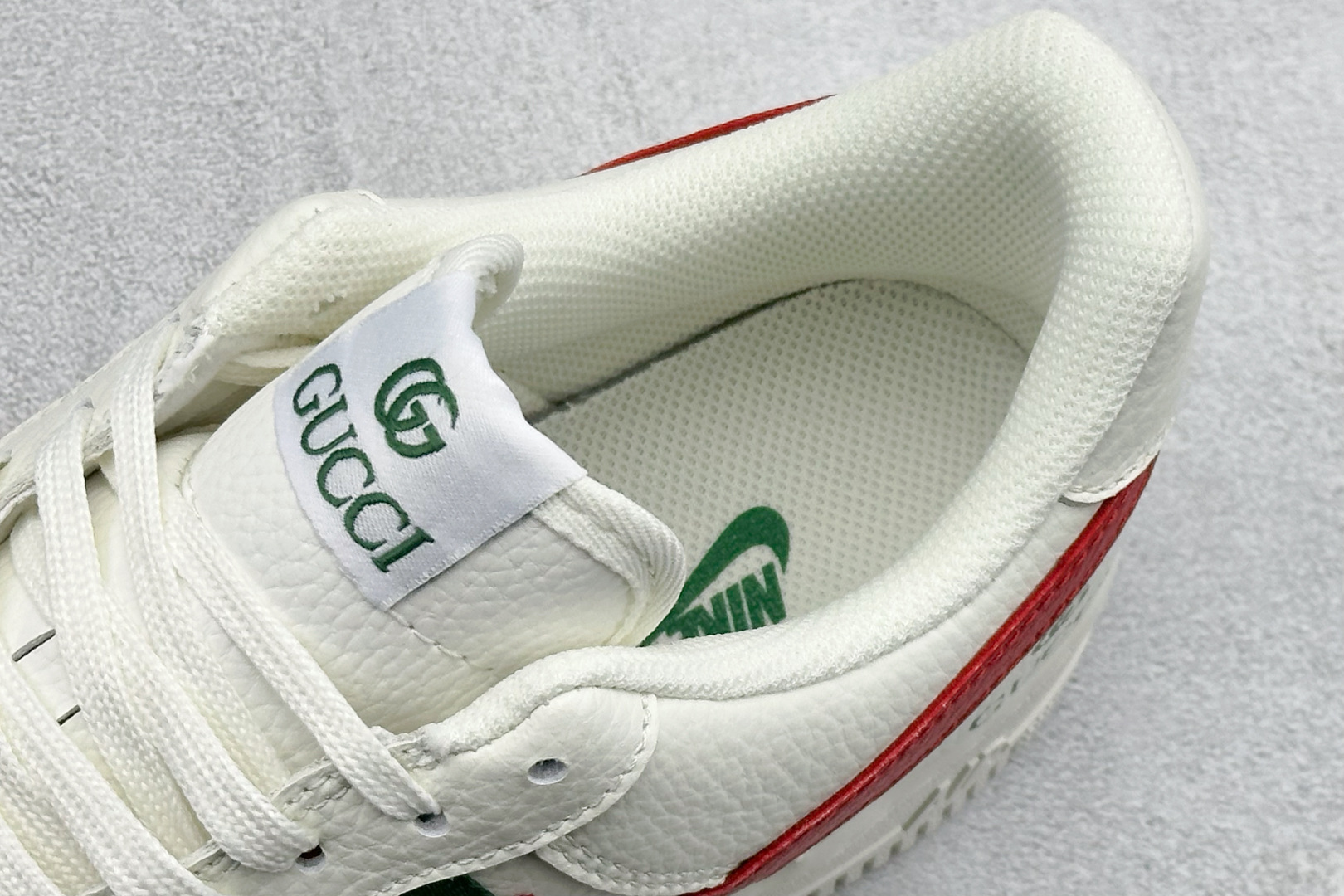 260 SC版Nike Air Force 1'07 Low 古驰联名 空军一号低帮休闲板鞋 XY9025-015-Chinese UA Cheap High Quatity Brand Clothes Bags handbags Sneakers wholesale wholesaler seller from China Factory suppliers Fashion Clothing Shoes best Quality Beautiful Price 260 SC版Nike Air Force 1'07 Low 古驰联名 空军一号低帮休闲板鞋 XY9025-015