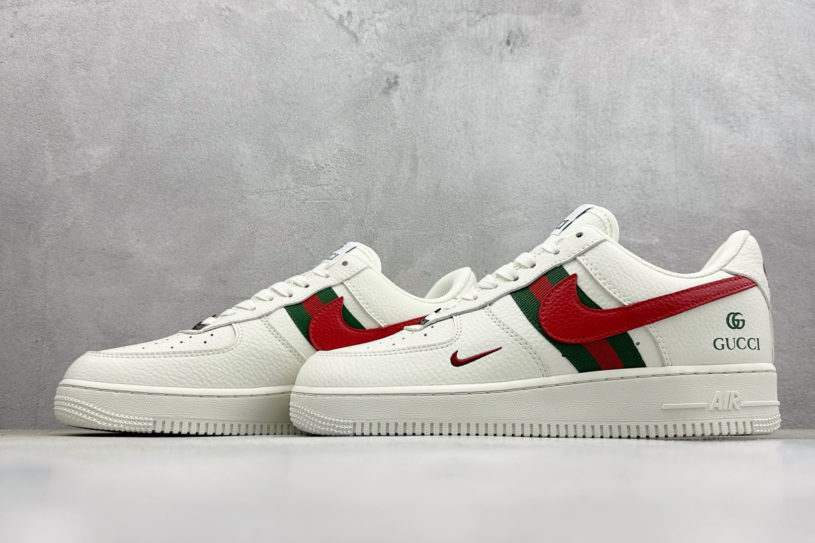 260 SC版Nike Air Force 1'07 Low 古驰联名 空军一号低帮休闲板鞋 XY9025-015-Chinese UA Cheap High Quatity Brand Clothes Bags handbags Sneakers wholesale wholesaler seller from China Factory suppliers Fashion Clothing Shoes best Quality Beautiful Price 260 SC版Nike Air Force 1'07 Low 古驰联名 空军一号低帮休闲板鞋 XY9025-015