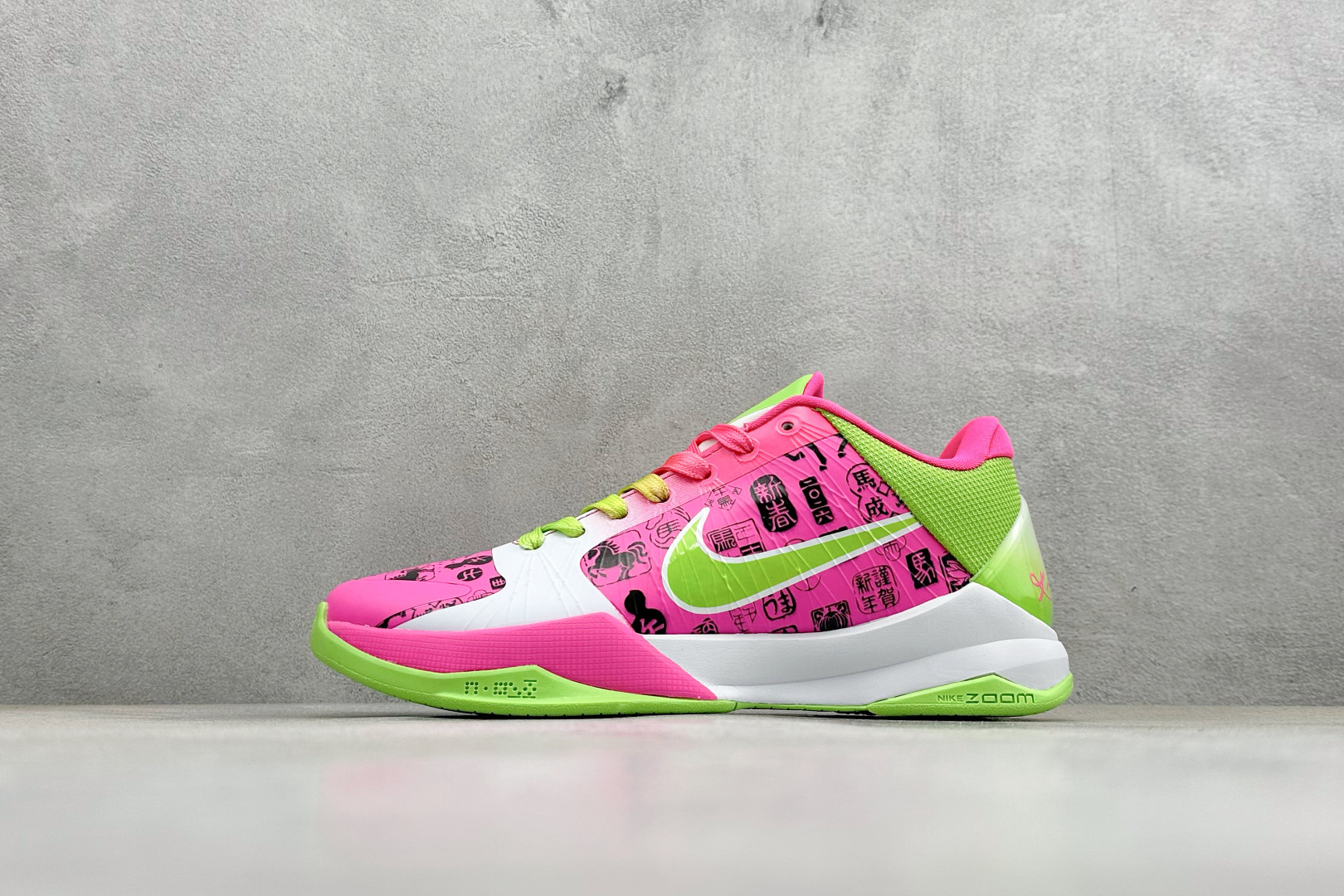 360 Nike Zoom KOBE 5代 PROTRO CHBL 马年限定实战篮球鞋 CD4991-877-Chinese UA Cheap High Quatity Brand Clothes Bags handbags Sneakers wholesale wholesaler seller from China Factory suppliers Fashion Clothing Shoes best Quality Beautiful Price 360 Nike Zoom KOBE 5代 PROTRO CHBL 马年限定实战篮球鞋 CD4991-877