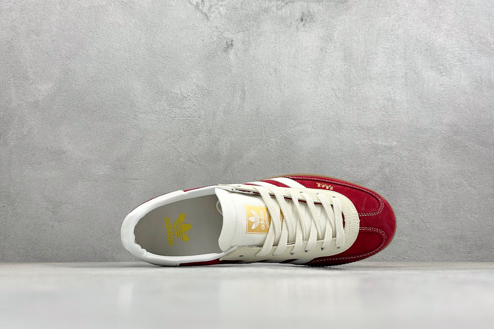 240 Adidas Handball Spezial 马年限定 麂皮阿迪经典复古休闲板鞋 LX0924