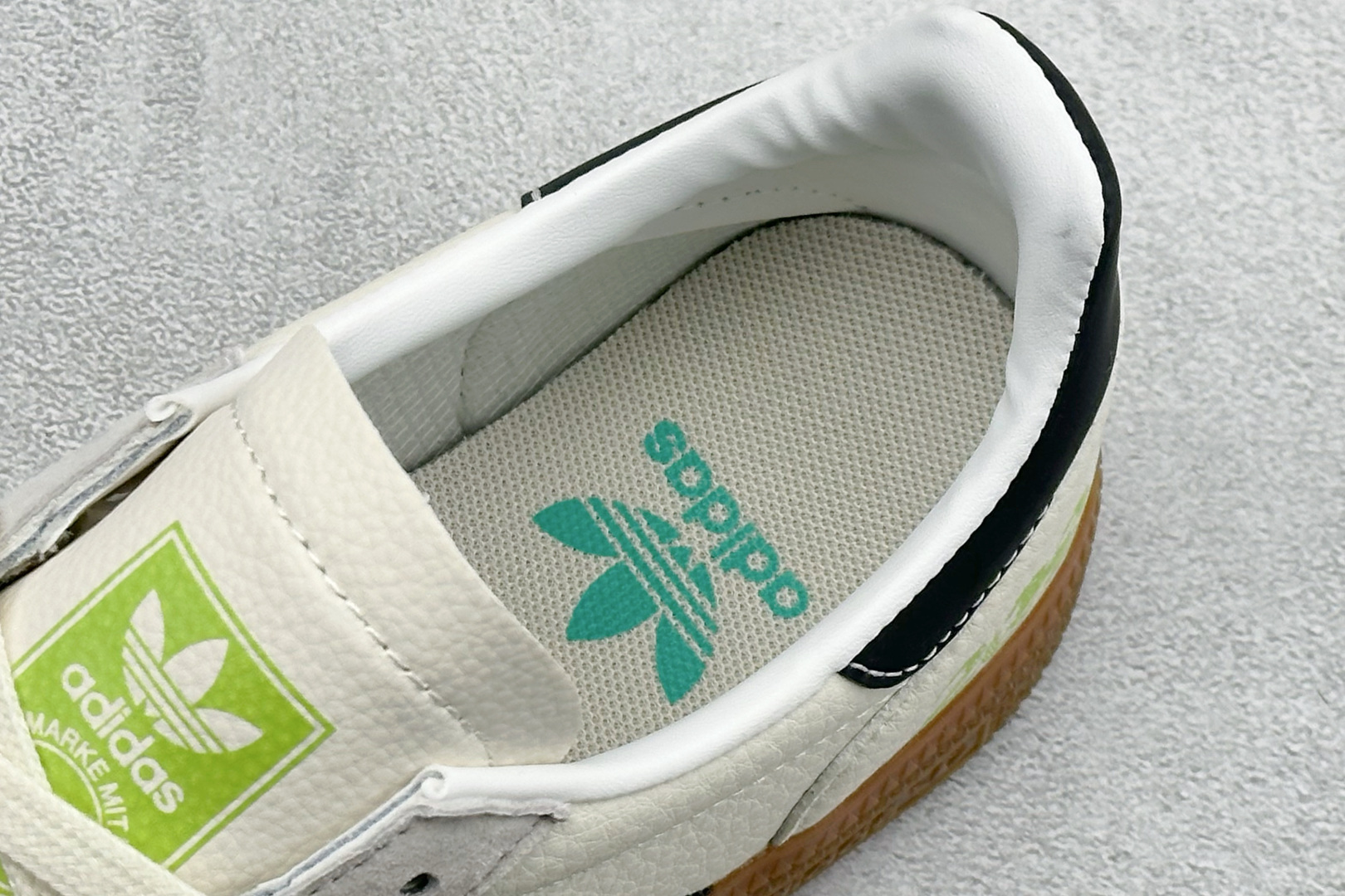 240 Adidas Handball Spezial 马年限定 麂皮阿迪经典复古休闲板鞋 LX0919