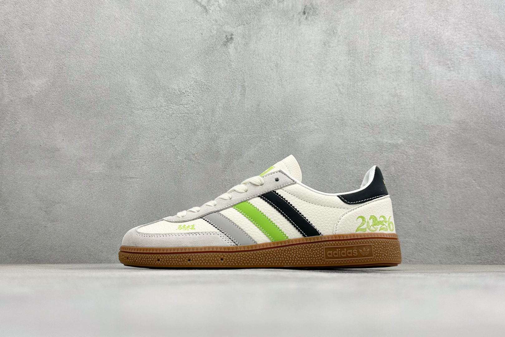 240 Adidas Handball Spezial 马年限定 麂皮阿迪经典复古休闲板鞋 LX0919