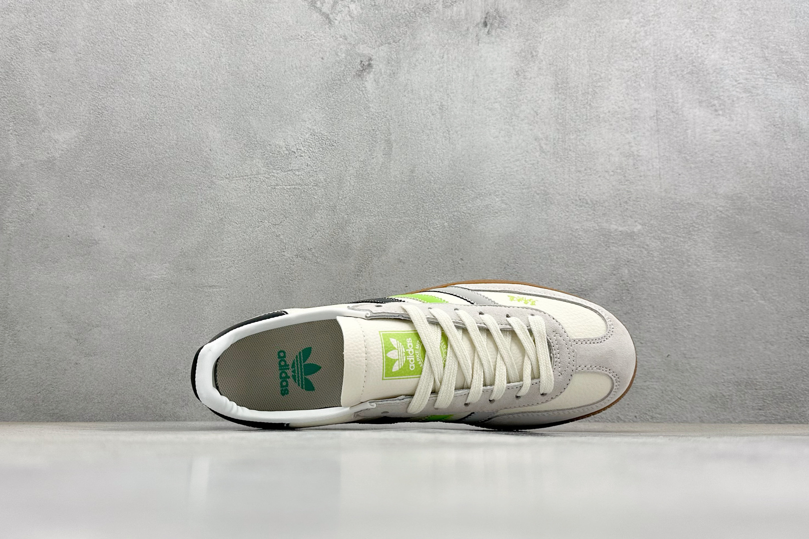 240 Adidas Handball Spezial 马年限定 麂皮阿迪经典复古休闲板鞋 LX0919