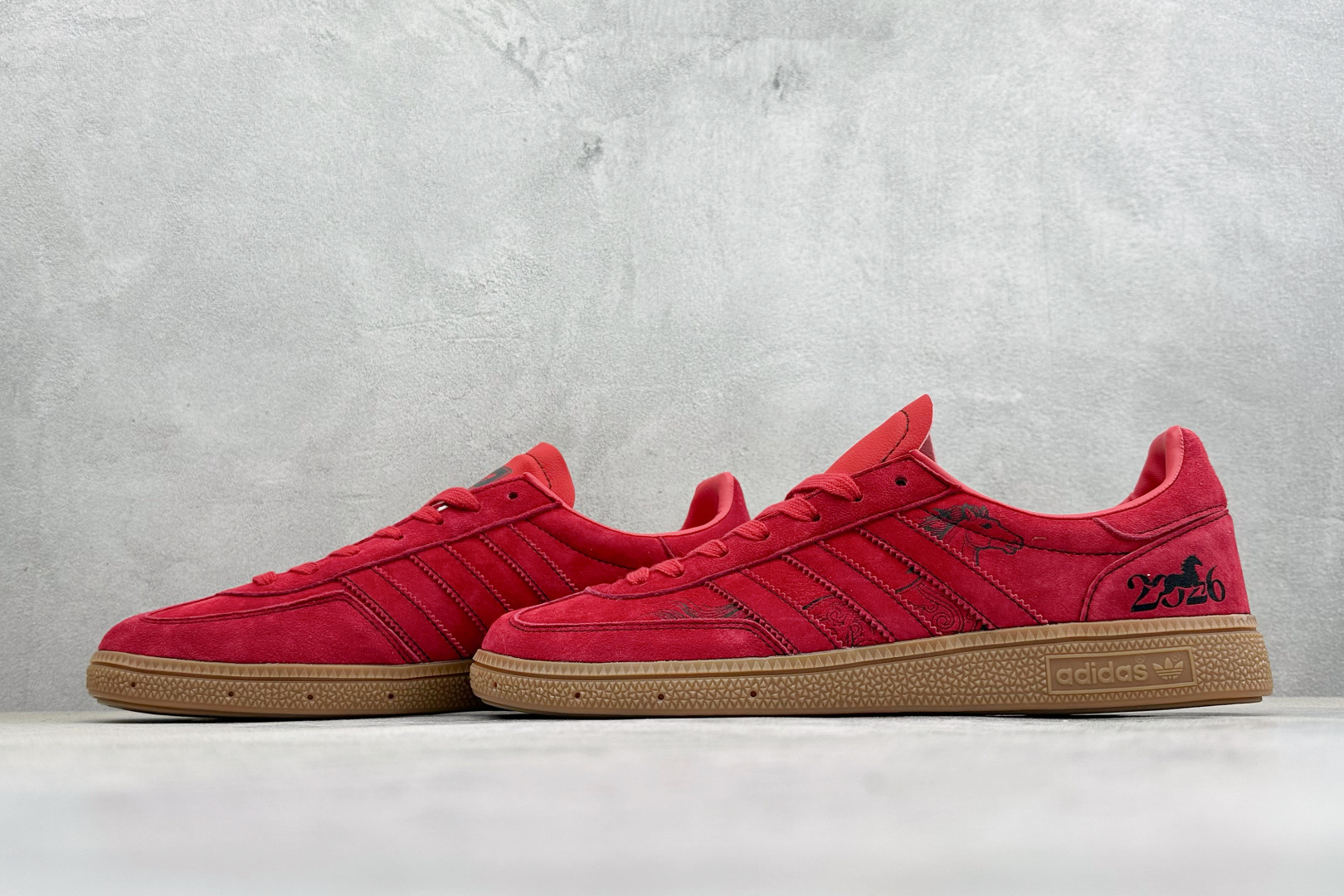 240 Adidas Handball Spezial 2026马年限定 麂皮阿迪经典复古休闲板鞋 ZH2606