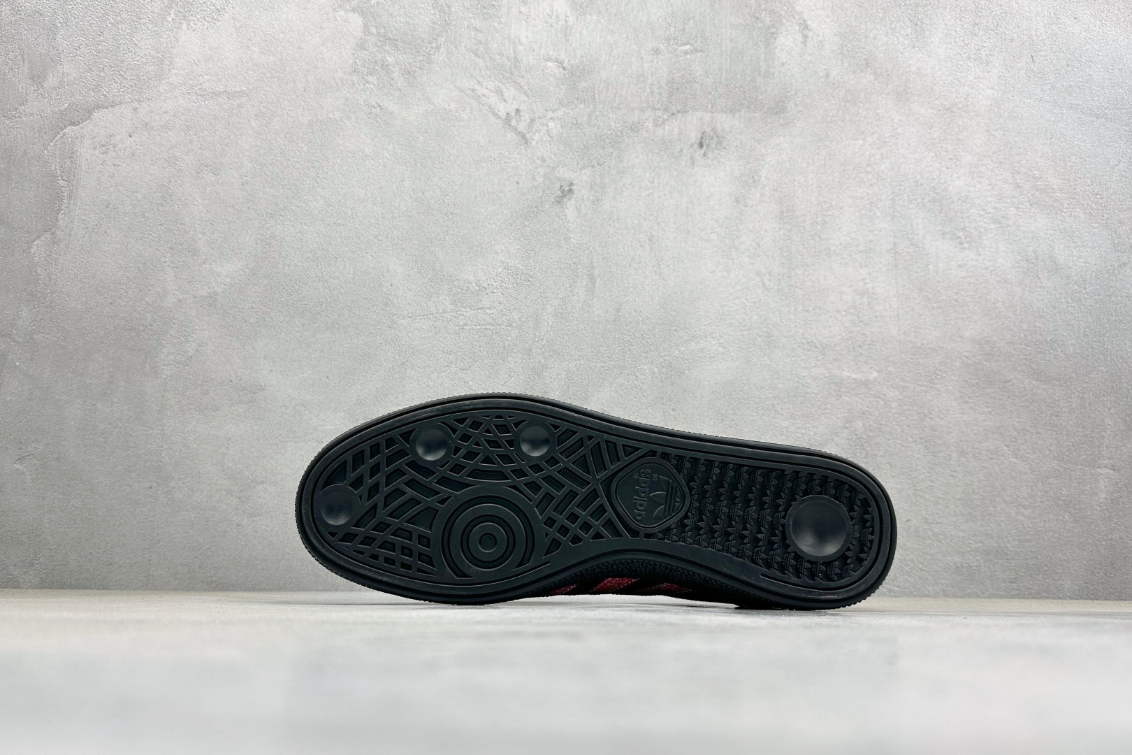 240 Adidas Handball Spezial 2026马年限定 麂皮阿迪经典复古休闲板鞋 LX0920-Chinese UA Cheap High Quatity Brand Clothes Bags handbags Sneakers wholesale wholesaler seller from China Factory suppliers Fashion Clothing Shoes best Quality Beautiful Price 240 Adidas Handball Spezial 2026马年限定 麂皮阿迪经典复古休闲板鞋 LX0920