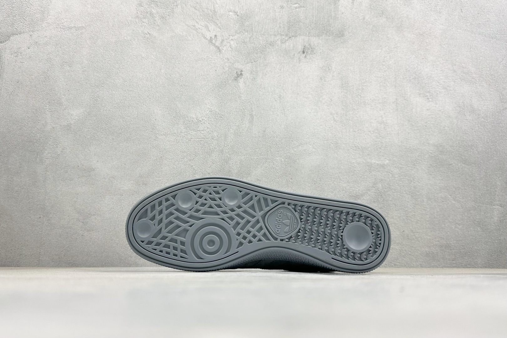 240 Adidas Handball Spezial 2026马年限定 麂皮阿迪经典复古休闲板鞋 ZH2608