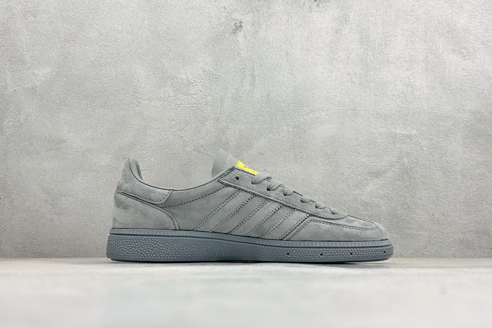 240 Adidas Handball Spezial 2026马年限定 麂皮阿迪经典复古休闲板鞋 ZH2608