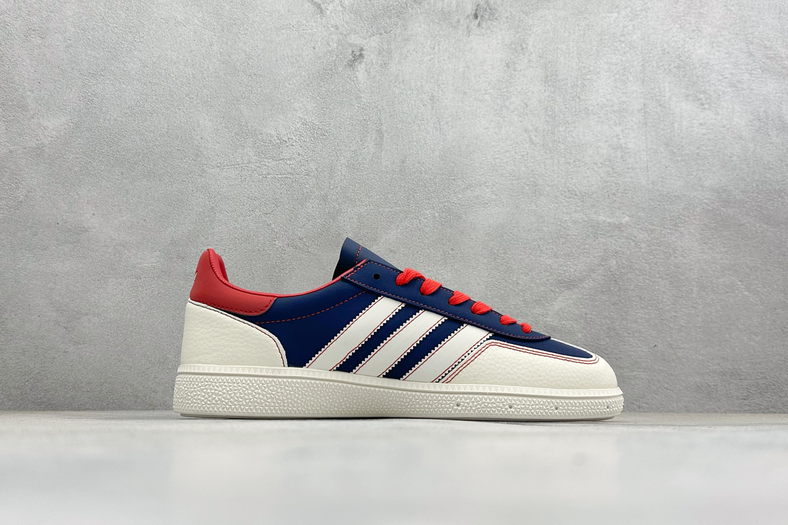 Adidas Handball Spezial 2026马年限定 麂皮阿迪经典复古休闲板鞋 ZH2609-Top High Quatity Cheap Sneakers Fashion Clothing Clothes Bags handbags Shoes of all Brand wholesale With The best Quality And Beautiful Price from China Factory Chinese suppliers wholesaler seller Adidas Handball Spezial 2026马年限定 麂皮阿迪经典复古休闲板鞋 ZH2609