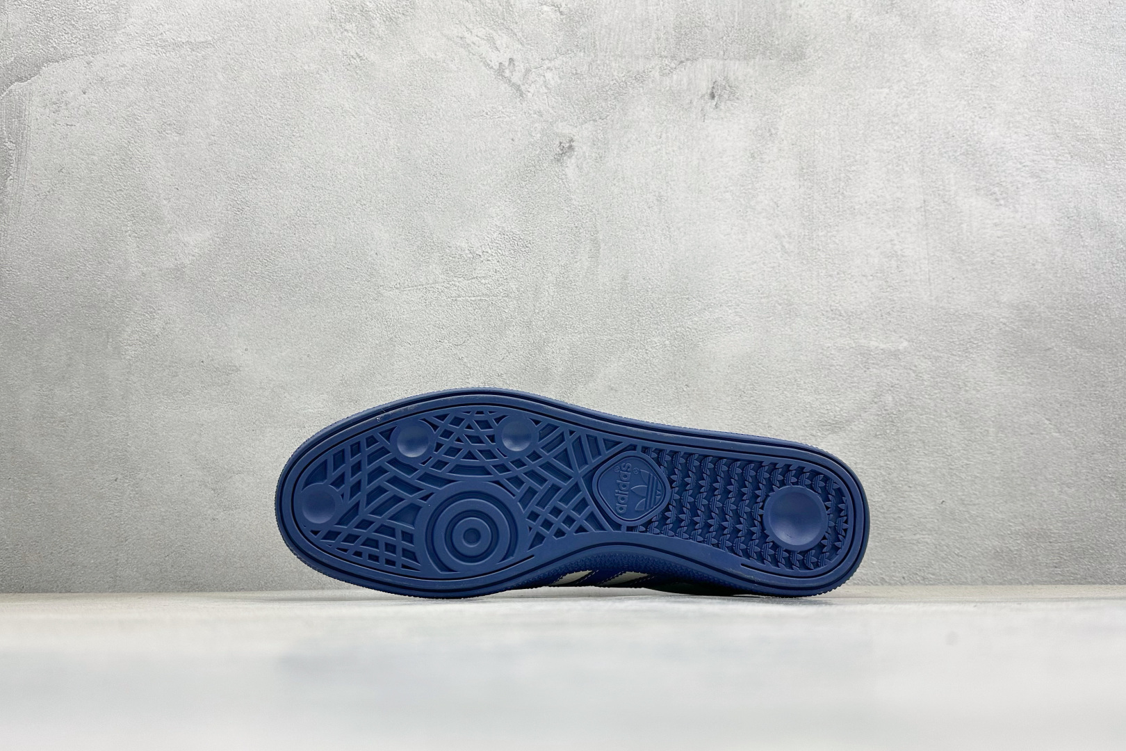 220 Adidas Handball Spezial 马年限定 麂皮阿迪经典复古休闲板鞋 SD6835-Chinese UA Cheap High Quatity Brand Clothes Bags handbags Sneakers wholesale wholesaler seller from China Factory suppliers Fashion Clothing Shoes best Quality Beautiful Price 220 Adidas Handball Spezial 马年限定 麂皮阿迪经典复古休闲板鞋 SD6835
