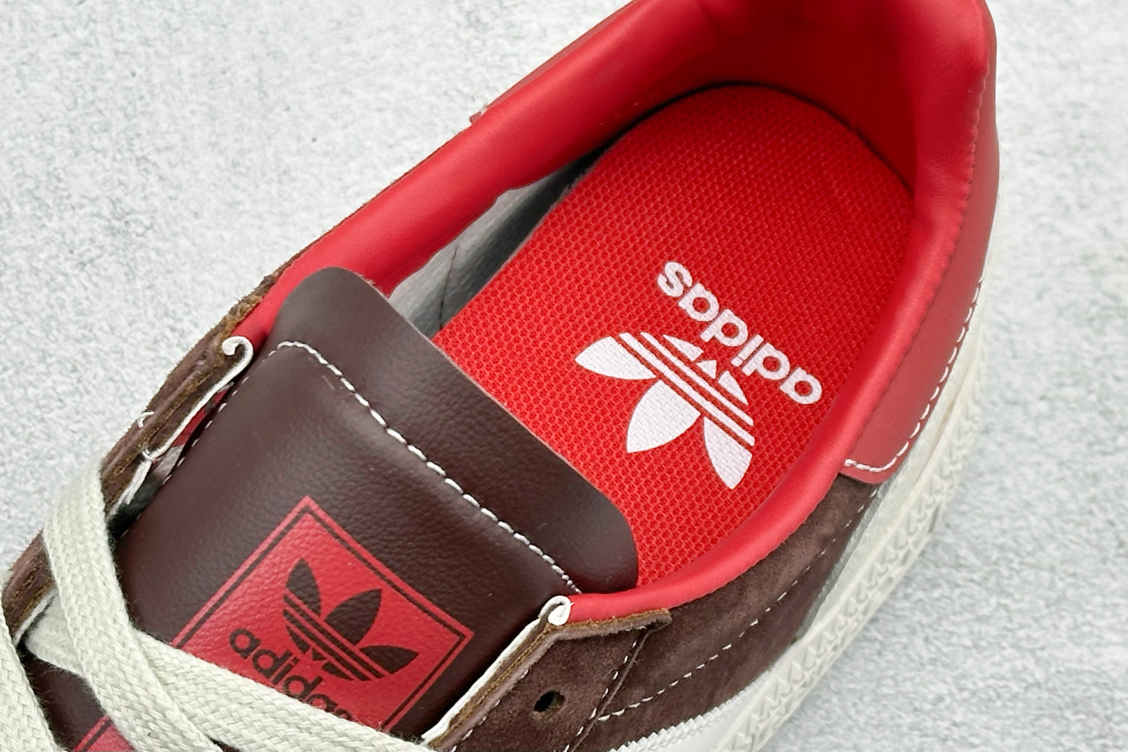 240 Adidas Handball Spezial 马年限定 麂皮阿迪经典复古休闲板鞋 ZH2604