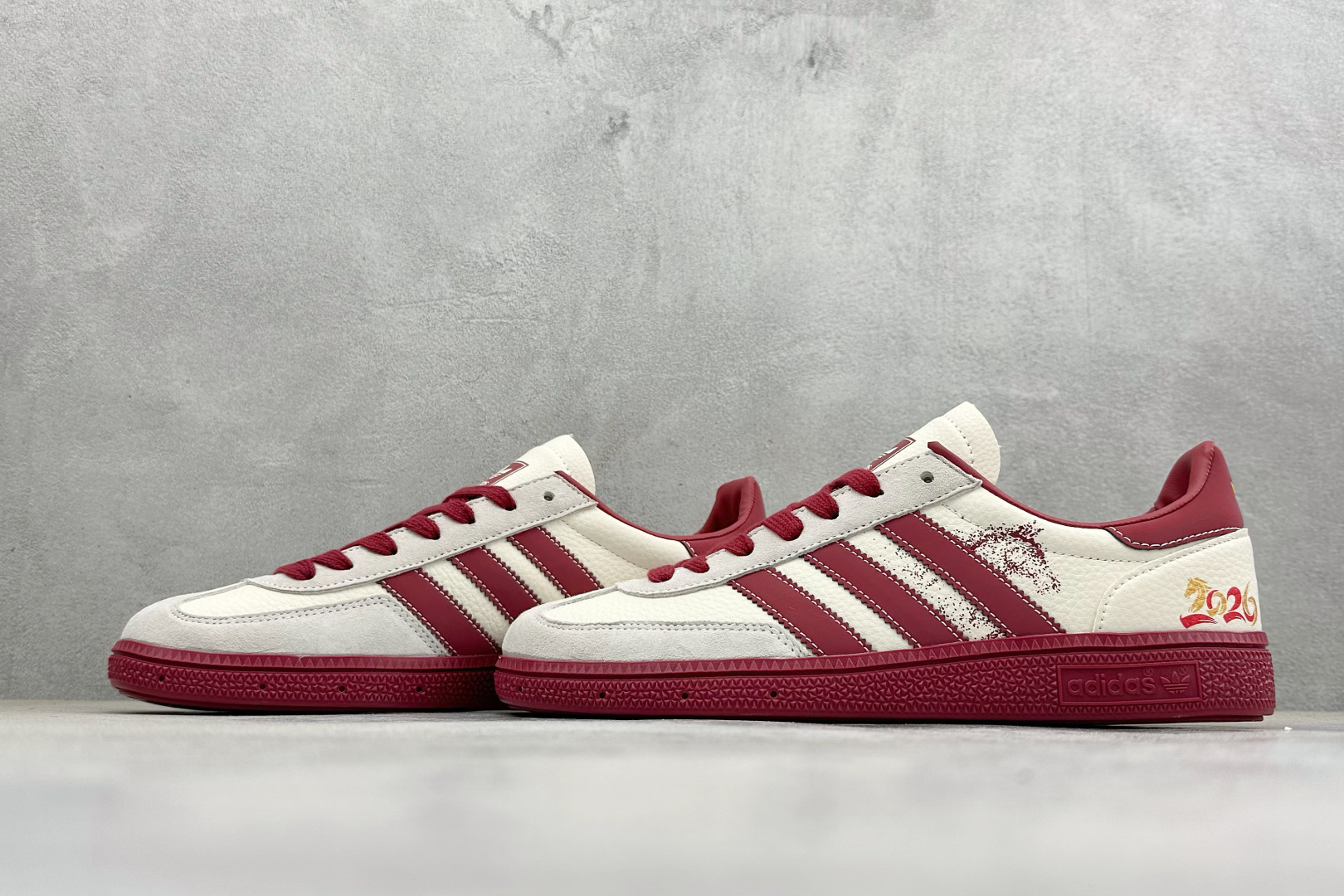 240 Adidas Handball Spezial 马年限定 麂皮阿迪经典复古休闲板鞋 JJ2621