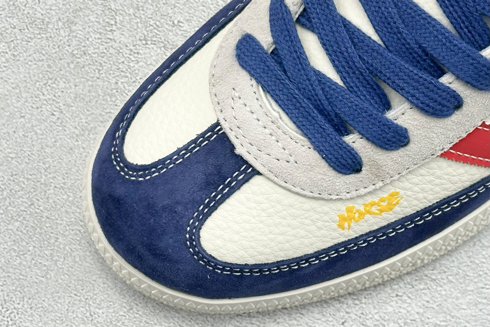 Adidas Handball Spezial 马年限定 麂皮阿迪经典复古休闲板鞋 JJ2618-Top High Quatity Cheap Sneakers Fashion Clothing Clothes Bags handbags Shoes of all Brand wholesale With The best Quality And Beautiful Price from China Factory Chinese suppliers wholesaler seller Adidas Handball Spezial 马年限定 麂皮阿迪经典复古休闲板鞋 JJ2618