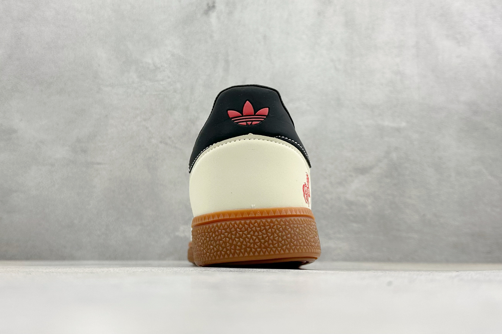 240 Adidas Handball Spezial 马年限定 麂皮阿迪经典复古休闲板鞋 JJ2622