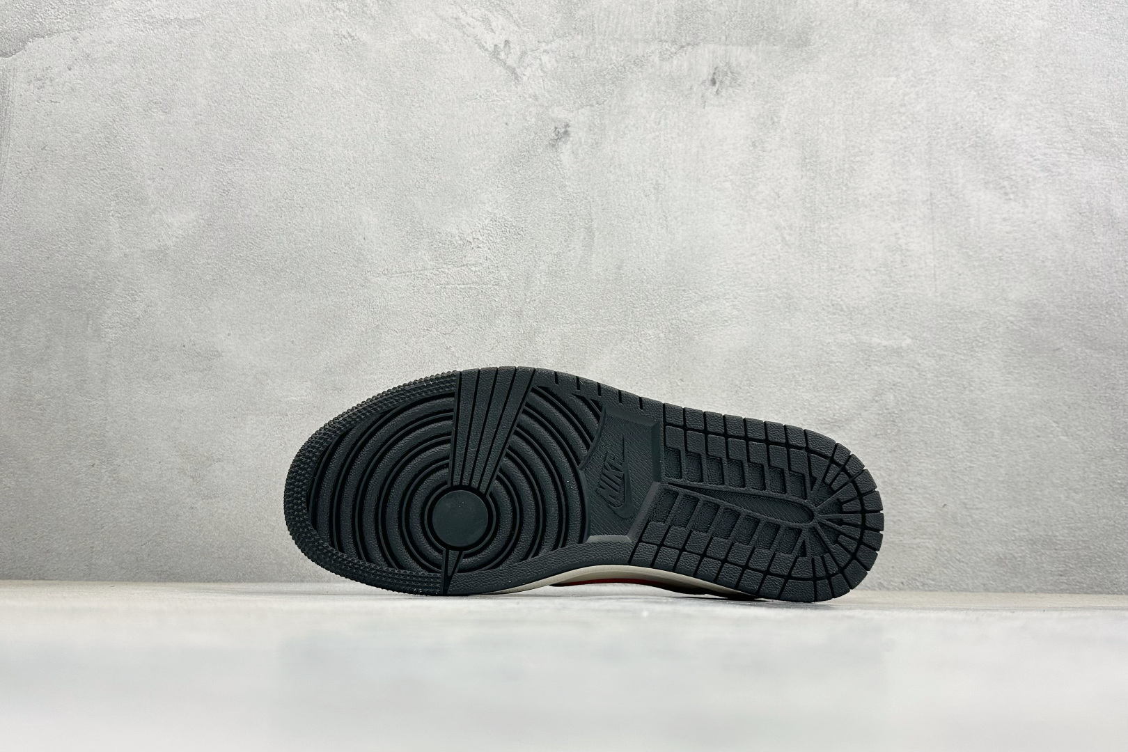 Air Jordan 1 Low AJ1 乔1 2026马年限定 高端定制 低帮倒钩复古篮球鞋 QW5288-140-Top High Quatity Cheap Sneakers Fashion Clothing Clothes Bags handbags Shoes of all Brand wholesale With The best Quality And Beautiful Price from China Factory Chinese suppliers wholesaler seller Air Jordan 1 Low AJ1 乔1 2026马年限定 高端定制 低帮倒钩复古篮球鞋 QW5288-140