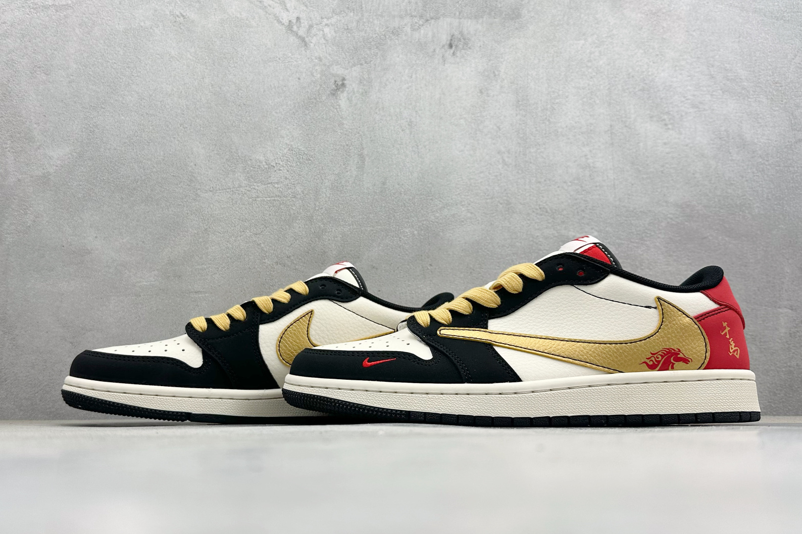 Air Jordan 1 Low AJ1 乔1 马年限定 高端定制 低帮倒钩复古篮球鞋 HG0026-016-Top High Quatity Cheap Sneakers Fashion Clothing Clothes Bags handbags Shoes of all Brand wholesale With The best Quality And Beautiful Price from China Factory Chinese suppliers wholesaler seller Air Jordan 1 Low AJ1 乔1 马年限定 高端定制 低帮倒钩复古篮球鞋 HG0026-016
