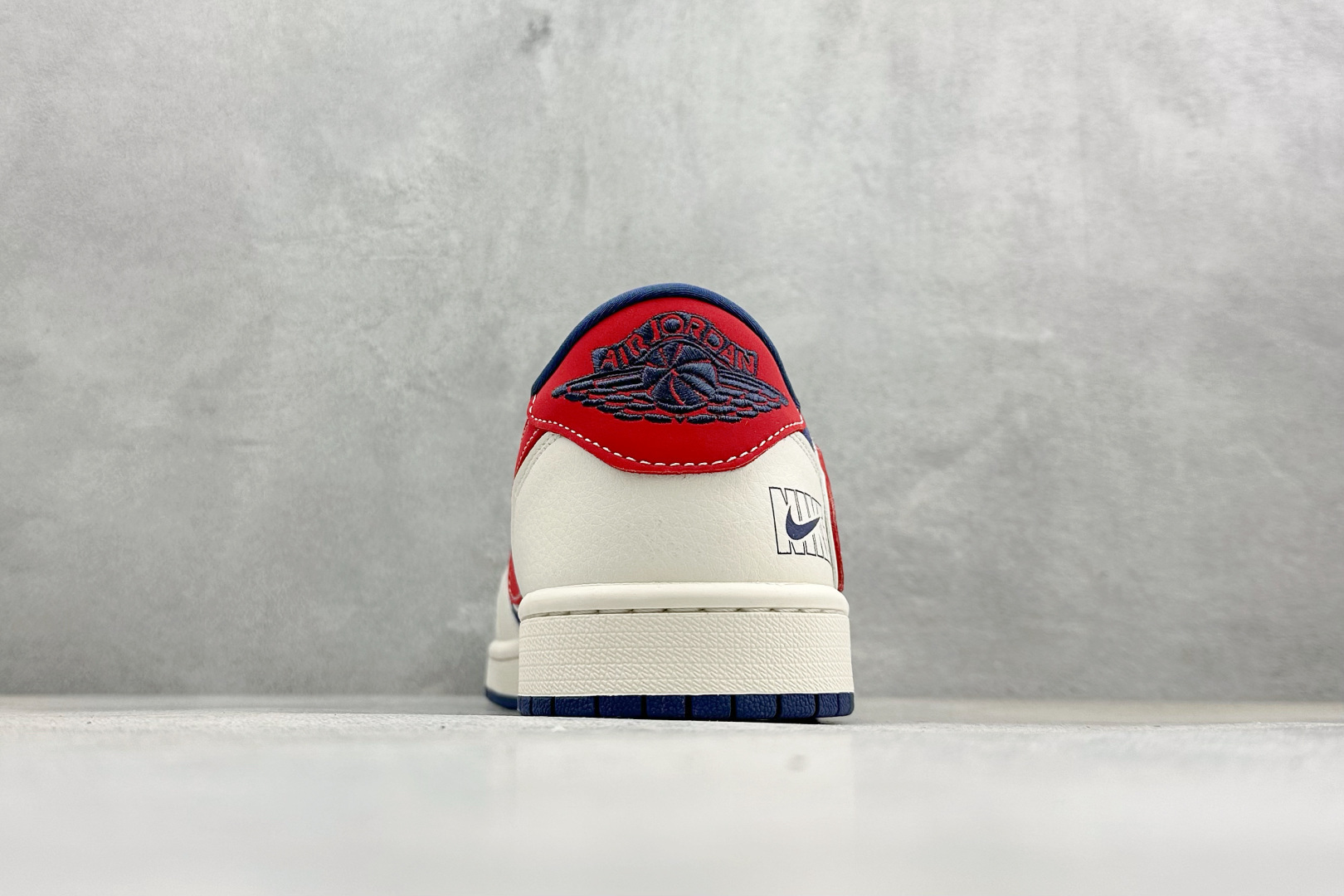 Air Jordan 1 Low AJ1 乔1 马年限定 高端定制 低帮倒钩复古篮球鞋 JP2026-162-Top High Quatity Cheap Sneakers Fashion Clothing Clothes Bags handbags Shoes of all Brand wholesale With The best Quality And Beautiful Price from China Factory Chinese suppliers wholesaler seller Air Jordan 1 Low AJ1 乔1 马年限定 高端定制 低帮倒钩复古篮球鞋 JP2026-162