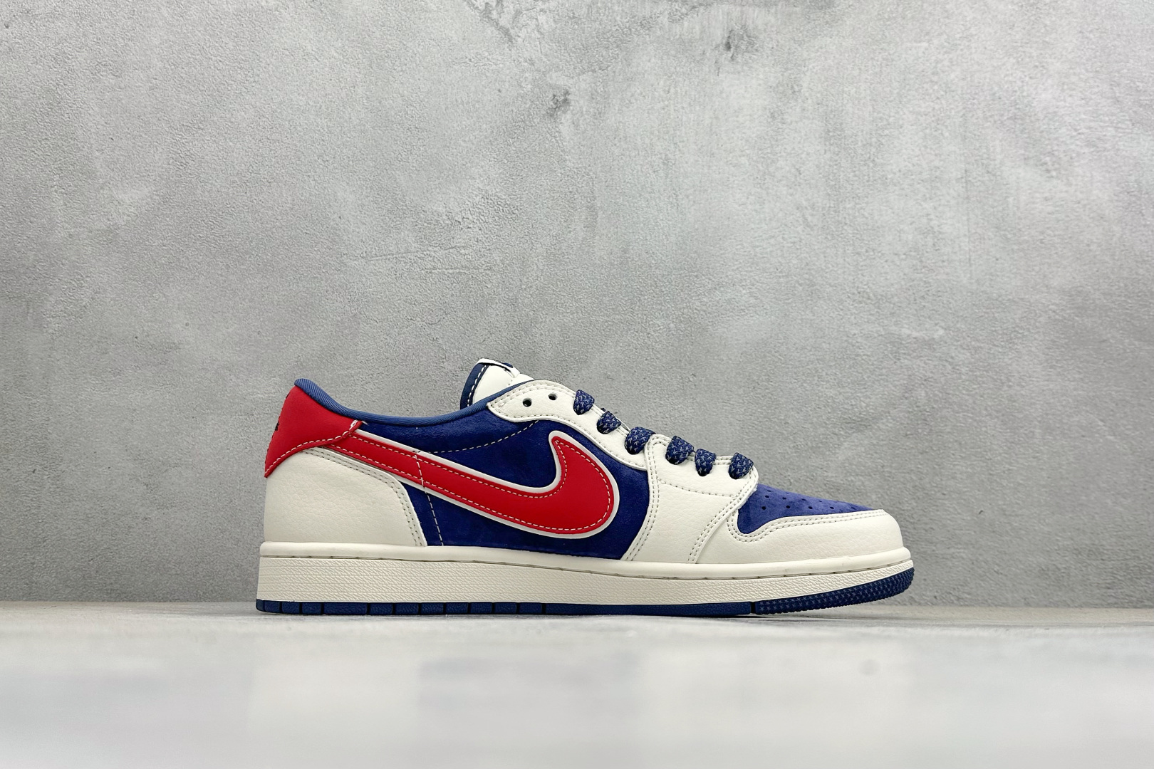 Air Jordan 1 Low AJ1 乔1 马年限定 高端定制 低帮倒钩复古篮球鞋 JP2026-162-Top High Quatity Cheap Sneakers Fashion Clothing Clothes Bags handbags Shoes of all Brand wholesale With The best Quality And Beautiful Price from China Factory Chinese suppliers wholesaler seller Air Jordan 1 Low AJ1 乔1 马年限定 高端定制 低帮倒钩复古篮球鞋 JP2026-162