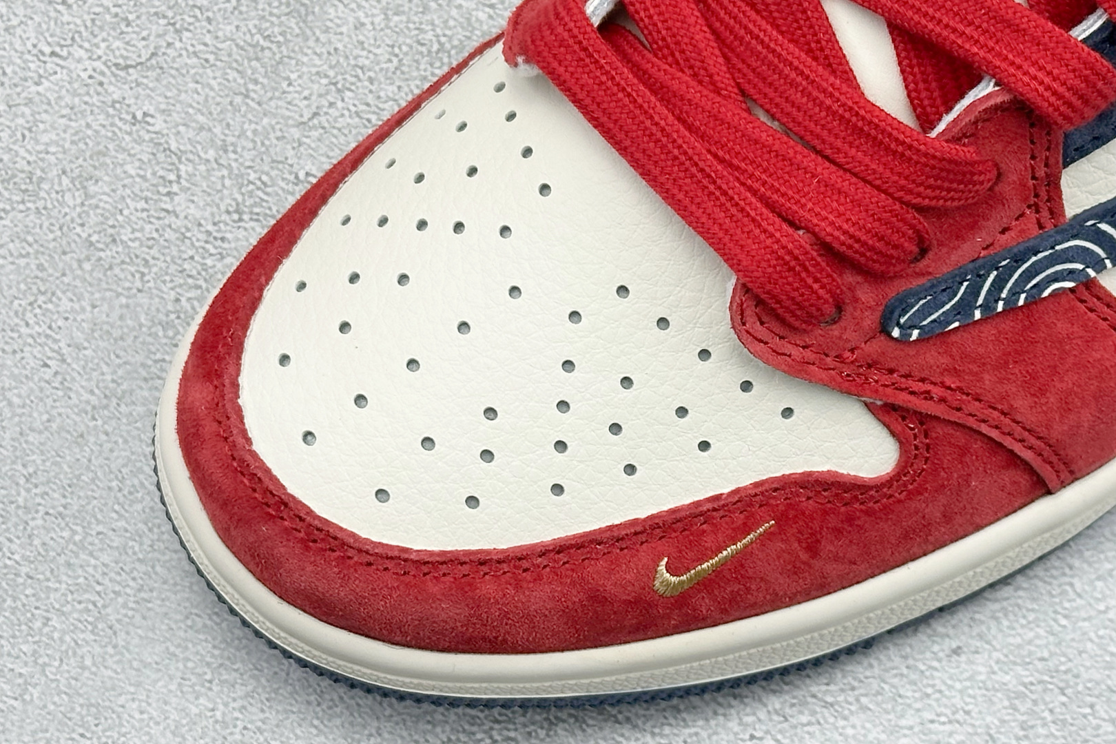 270 Air Jordan 1 Low AJ1 乔1 马年限定 高端定制 低帮倒钩复古篮球鞋 HG0026-020-Chinese UA Cheap High Quatity Brand Clothes Bags handbags Sneakers wholesale wholesaler seller from China Factory suppliers Fashion Clothing Shoes best Quality Beautiful Price 270 Air Jordan 1 Low AJ1 乔1 马年限定 高端定制 低帮倒钩复古篮球鞋 HG0026-020