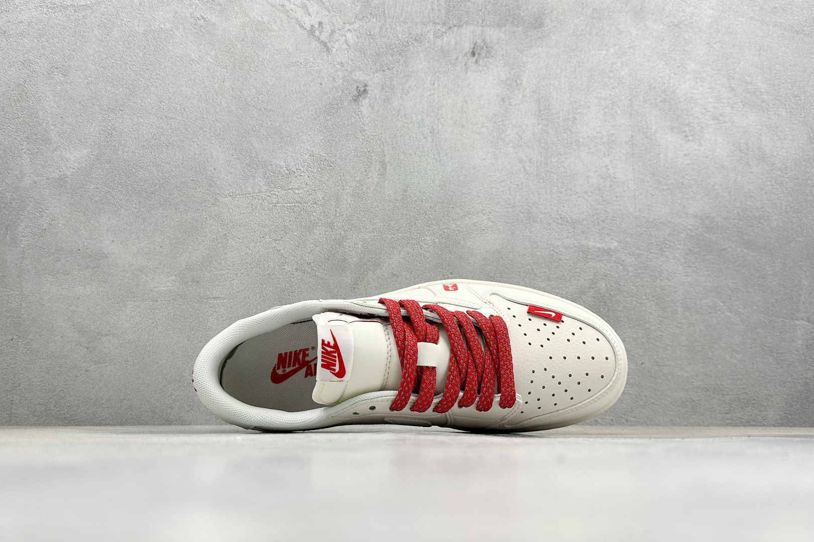 Air Jordan 1 Low AJ1 乔1 马年限定 高端定制 低帮倒钩复古篮球鞋 QW5288-139-Top High Quatity Cheap Sneakers Fashion Clothing Clothes Bags handbags Shoes of all Brand wholesale With The best Quality And Beautiful Price from China Factory Chinese suppliers wholesaler seller Air Jordan 1 Low AJ1 乔1 马年限定 高端定制 低帮倒钩复古篮球鞋 QW5288-139