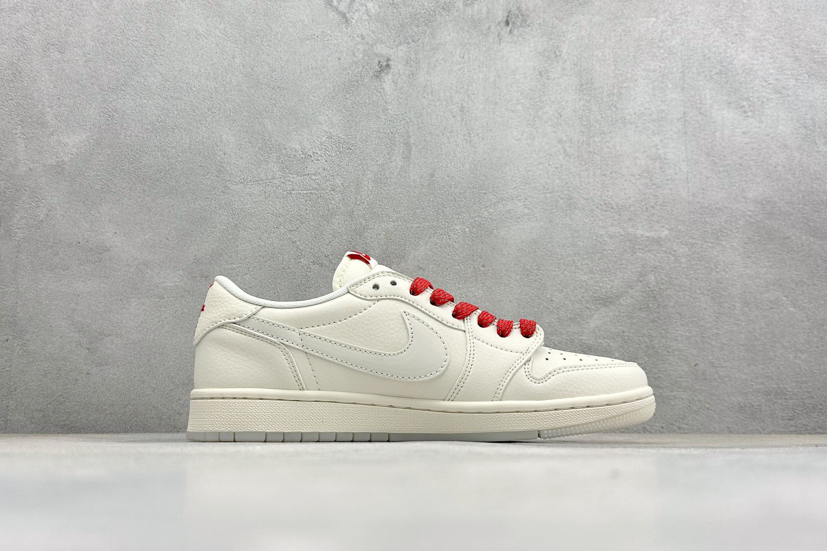 Air Jordan 1 Low AJ1 乔1 马年限定 高端定制 低帮倒钩复古篮球鞋 QW5288-139-Top High Quatity Cheap Sneakers Fashion Clothing Clothes Bags handbags Shoes of all Brand wholesale With The best Quality And Beautiful Price from China Factory Chinese suppliers wholesaler seller Air Jordan 1 Low AJ1 乔1 马年限定 高端定制 低帮倒钩复古篮球鞋 QW5288-139