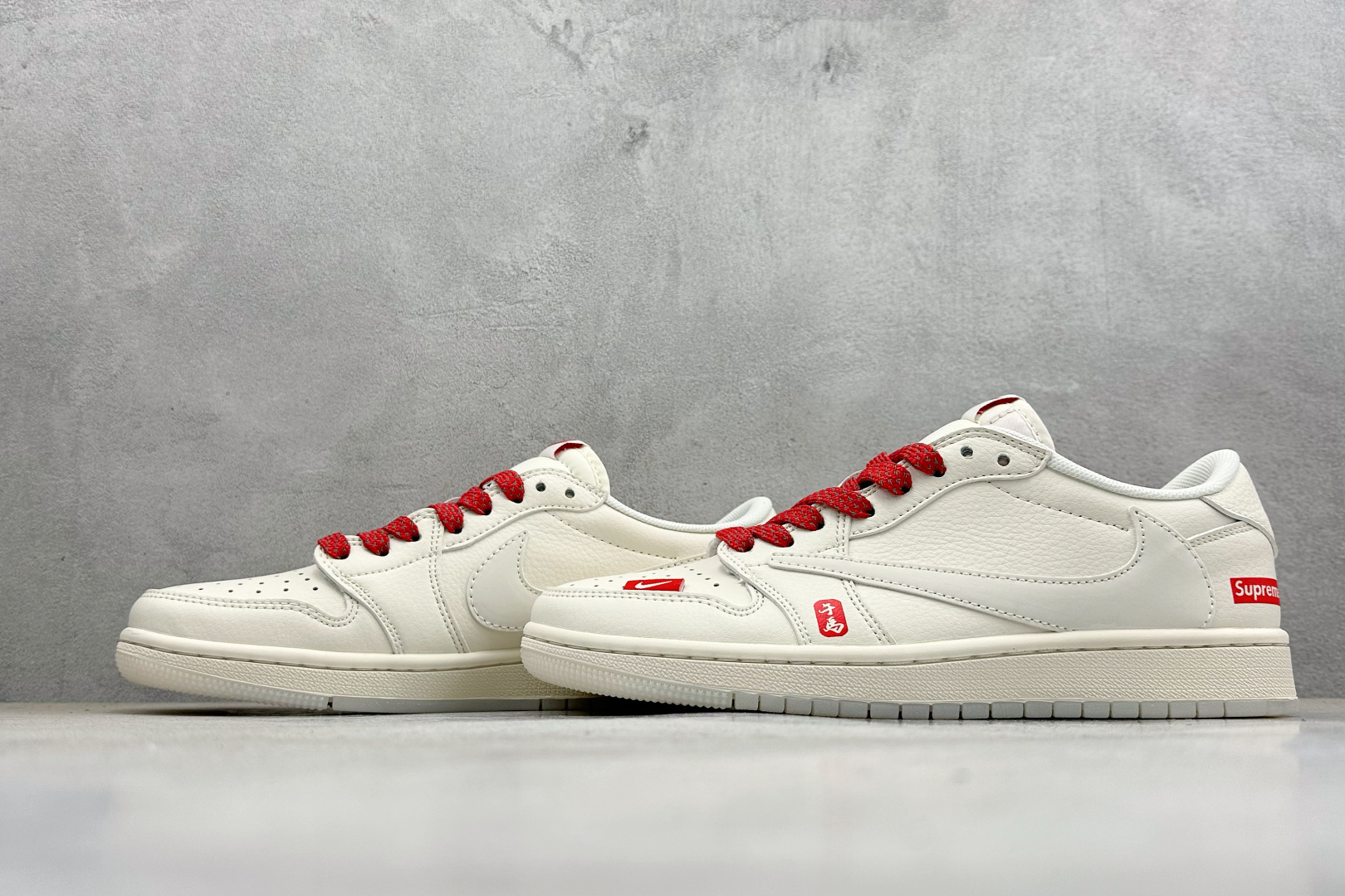 Air Jordan 1 Low AJ1 乔1 马年限定 高端定制 低帮倒钩复古篮球鞋 QW5288-139-Top High Quatity Cheap Sneakers Fashion Clothing Clothes Bags handbags Shoes of all Brand wholesale With The best Quality And Beautiful Price from China Factory Chinese suppliers wholesaler seller Air Jordan 1 Low AJ1 乔1 马年限定 高端定制 低帮倒钩复古篮球鞋 QW5288-139