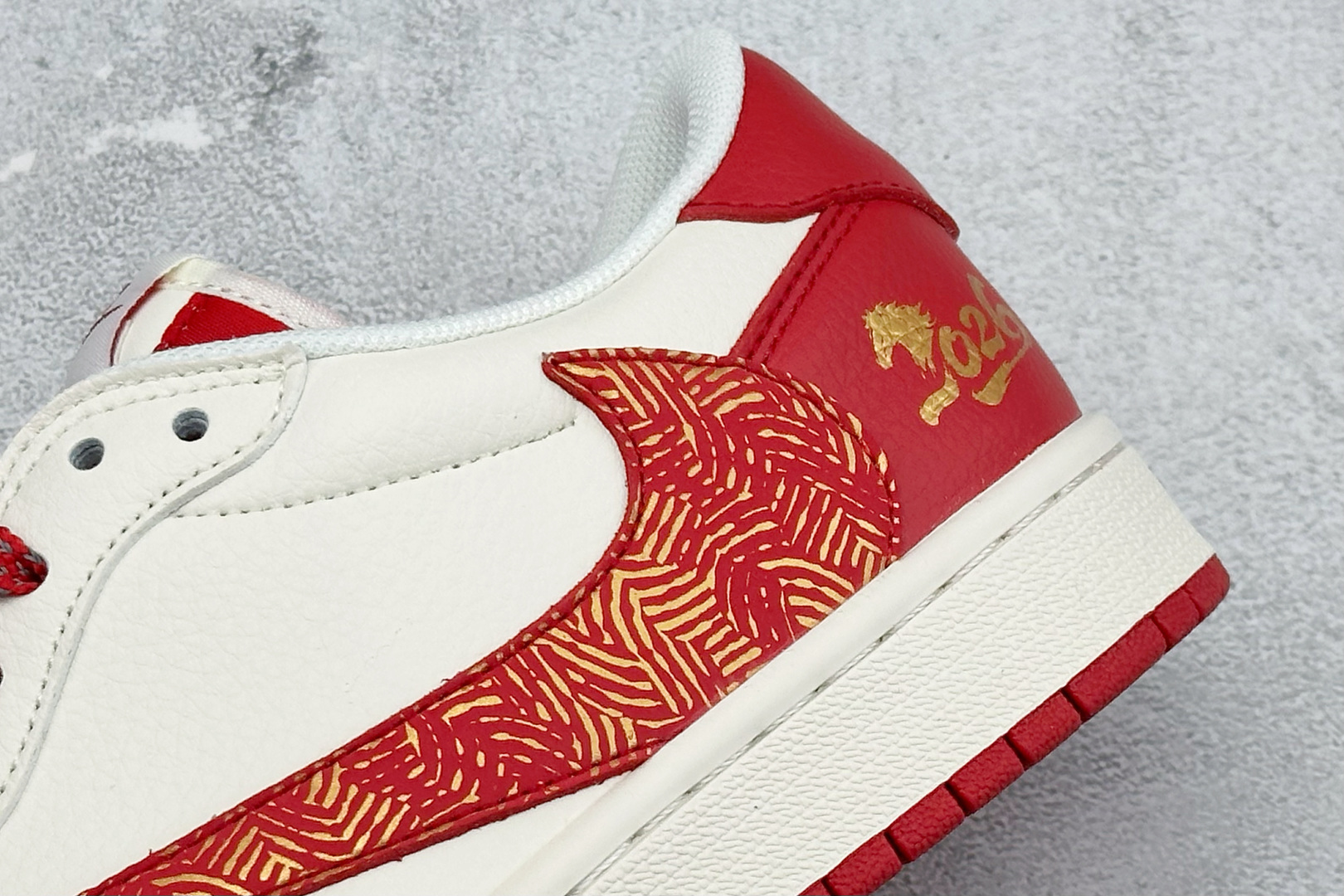 Air Jordan 1 Low AJ1 乔1 2026马年限定 高端定制 低帮倒钩复古篮球鞋 HG0026-021-Top High Quatity Cheap Sneakers Fashion Clothing Clothes Bags handbags Shoes of all Brand wholesale With The best Quality And Beautiful Price from China Factory Chinese suppliers wholesaler seller Air Jordan 1 Low AJ1 乔1 2026马年限定 高端定制 低帮倒钩复古篮球鞋 HG0026-021