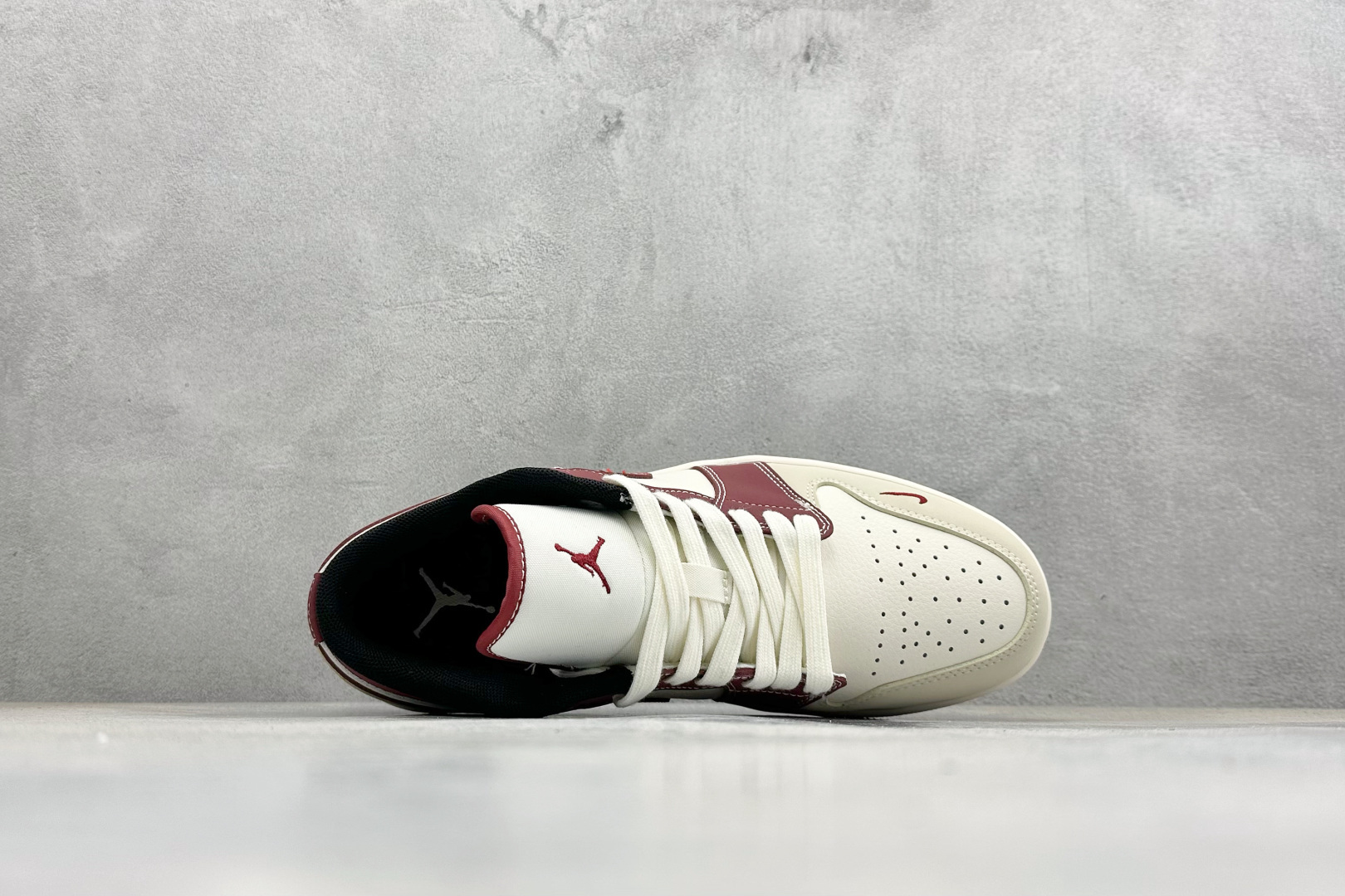 Air Jordan 1 Low AJ1 乔1 马年限定 高端定制 低帮复古篮球鞋 JJ5908-004-Top High Quatity Cheap Sneakers Fashion Clothing Clothes Bags handbags Shoes of all Brand wholesale With The best Quality And Beautiful Price from China Factory Chinese suppliers wholesaler seller Air Jordan 1 Low AJ1 乔1 马年限定 高端定制 低帮复古篮球鞋 JJ5908-004