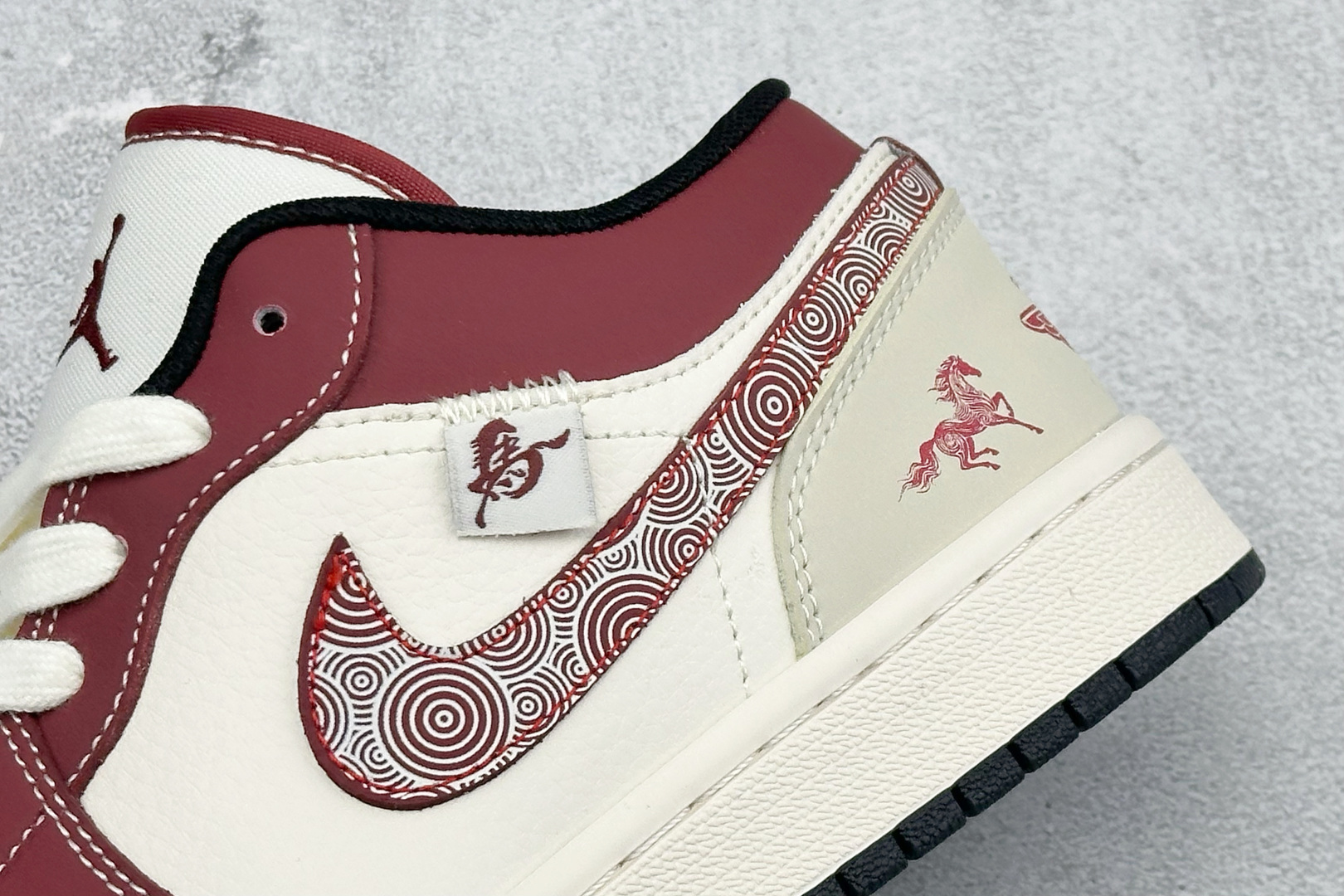Air Jordan 1 Low AJ1 乔1 马年限定 高端定制 低帮复古篮球鞋 JJ5908-004-Top High Quatity Cheap Sneakers Fashion Clothing Clothes Bags handbags Shoes of all Brand wholesale With The best Quality And Beautiful Price from China Factory Chinese suppliers wholesaler seller Air Jordan 1 Low AJ1 乔1 马年限定 高端定制 低帮复古篮球鞋 JJ5908-004