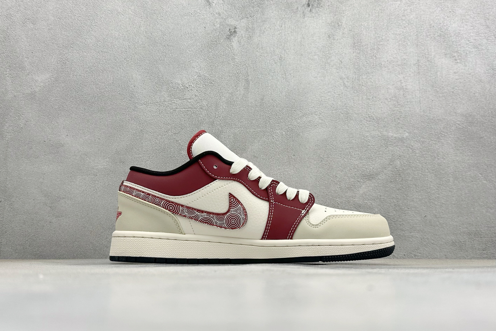 Air Jordan 1 Low AJ1 乔1 马年限定 高端定制 低帮复古篮球鞋 JJ5908-004-Top High Quatity Cheap Sneakers Fashion Clothing Clothes Bags handbags Shoes of all Brand wholesale With The best Quality And Beautiful Price from China Factory Chinese suppliers wholesaler seller Air Jordan 1 Low AJ1 乔1 马年限定 高端定制 低帮复古篮球鞋 JJ5908-004