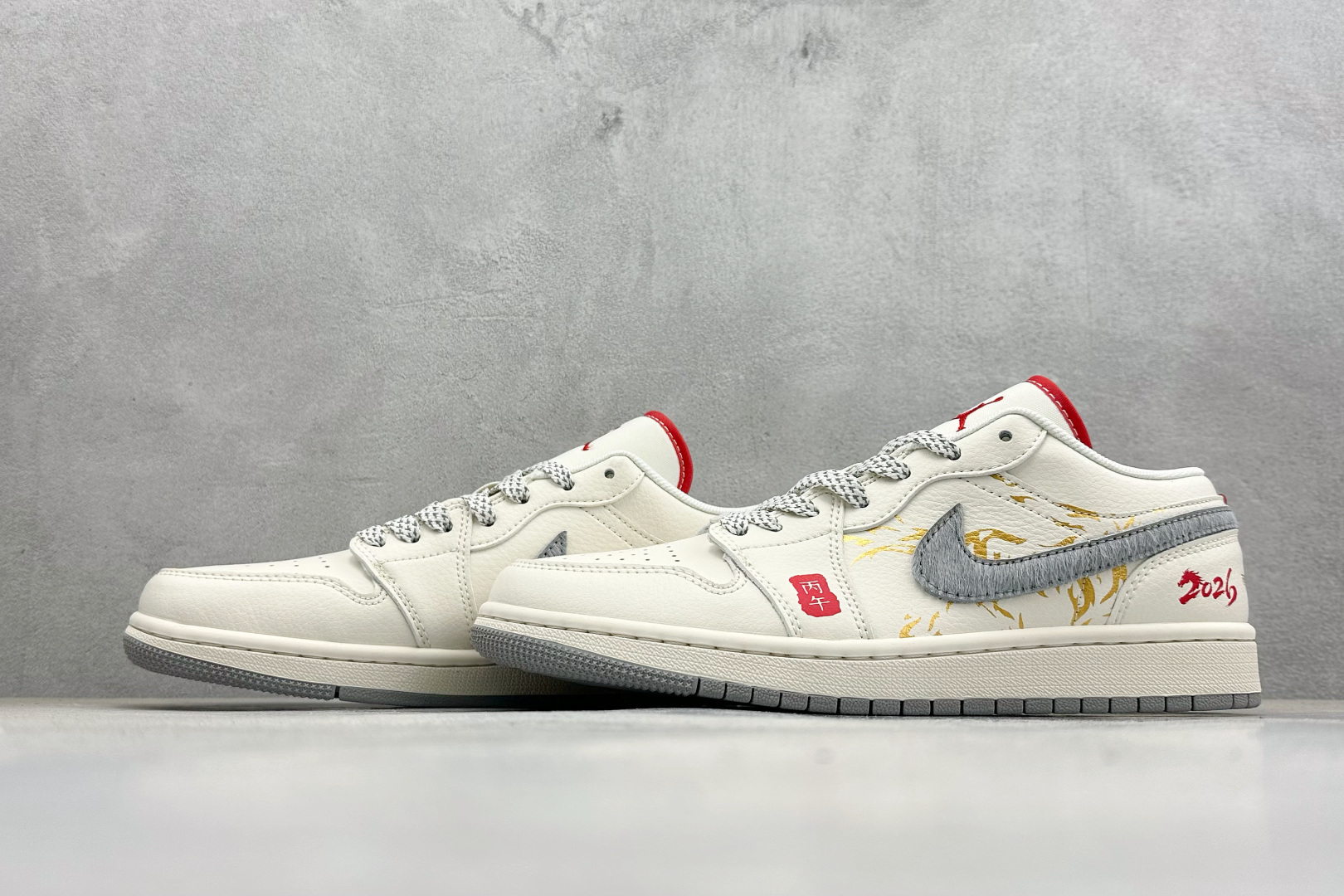 260 Air Jordan 1 Low AJ1 乔1 2026马年限定 高端定制 低帮复古篮球鞋 HT5088-642-Chinese UA Cheap High Quatity Brand Clothes Bags handbags Sneakers wholesale wholesaler seller from China Factory suppliers Fashion Clothing Shoes best Quality Beautiful Price 260 Air Jordan 1 Low AJ1 乔1 2026马年限定 高端定制 低帮复古篮球鞋 HT5088-642