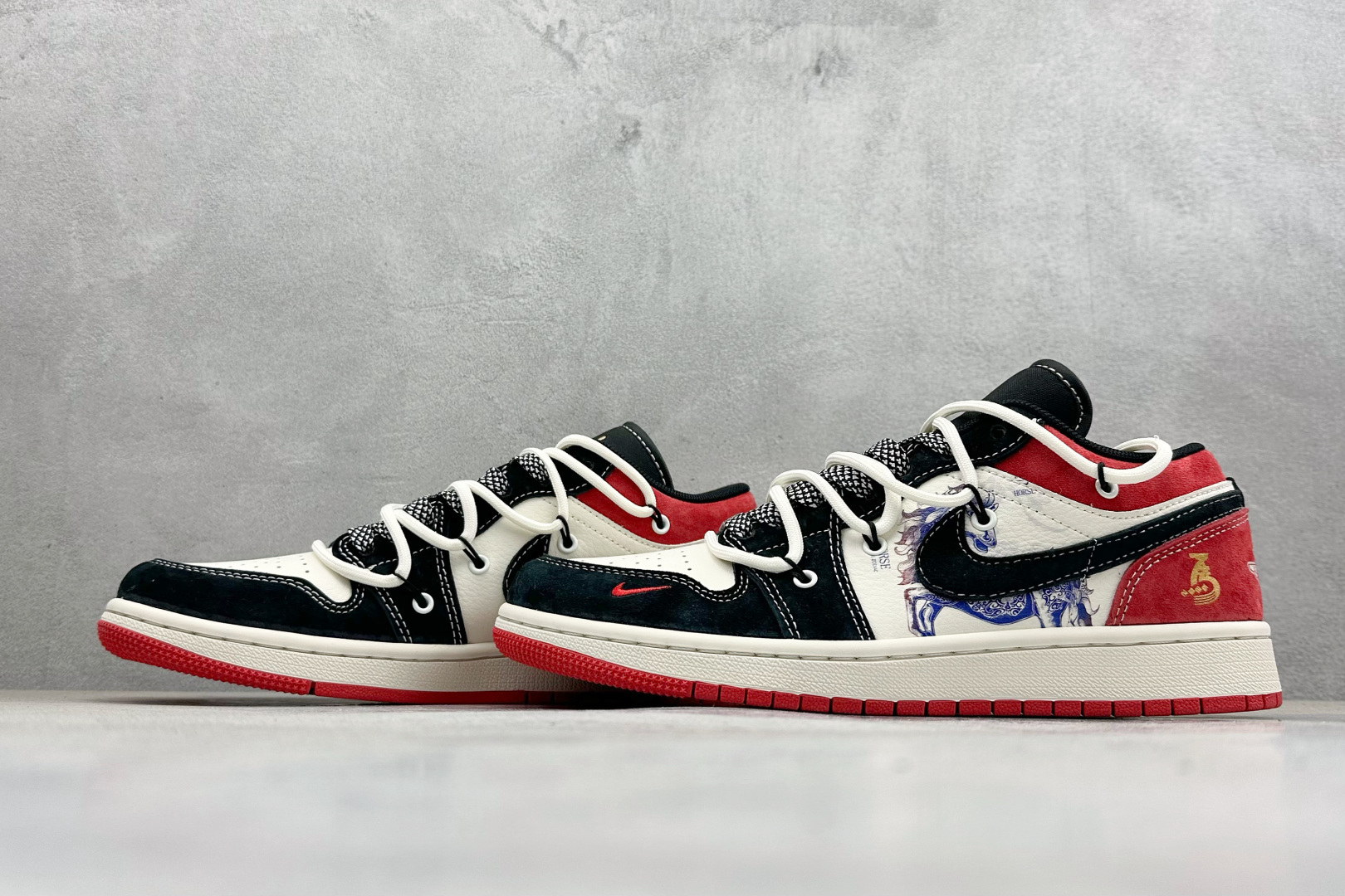 马年炸街AJ限定 AIR JORDAN 1 黑红撞色自带高街气场 HT5088-645-Top High Quatity Cheap Sneakers Fashion Clothing Clothes Bags handbags Shoes of all Brand wholesale With The best Quality And Beautiful Price from China Factory Chinese suppliers wholesaler seller 马年炸街AJ限定 AIR JORDAN 1 黑红撞色自带高街气场 HT5088-645