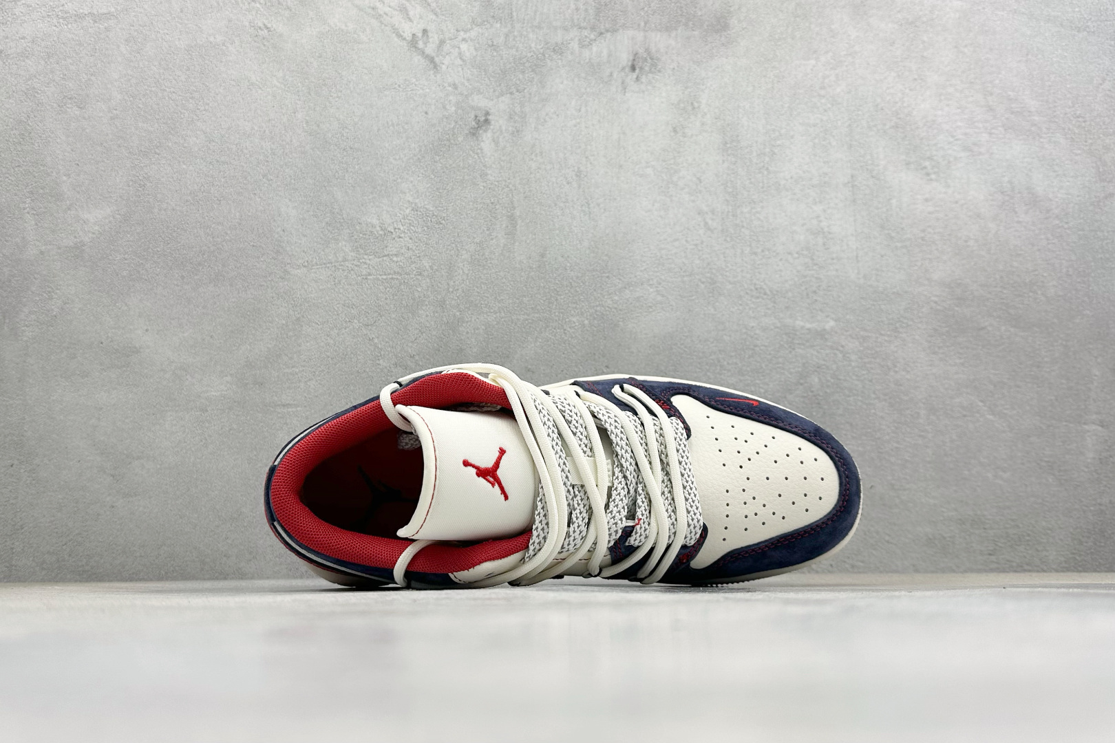 马年炸街AJ限定 AIR JORDAN 1 黑红撞色自带高街气场 HT5088-643-Top High Quatity Cheap Sneakers Fashion Clothing Clothes Bags handbags Shoes of all Brand wholesale With The best Quality And Beautiful Price from China Factory Chinese suppliers wholesaler seller 马年炸街AJ限定 AIR JORDAN 1 黑红撞色自带高街气场 HT5088-643