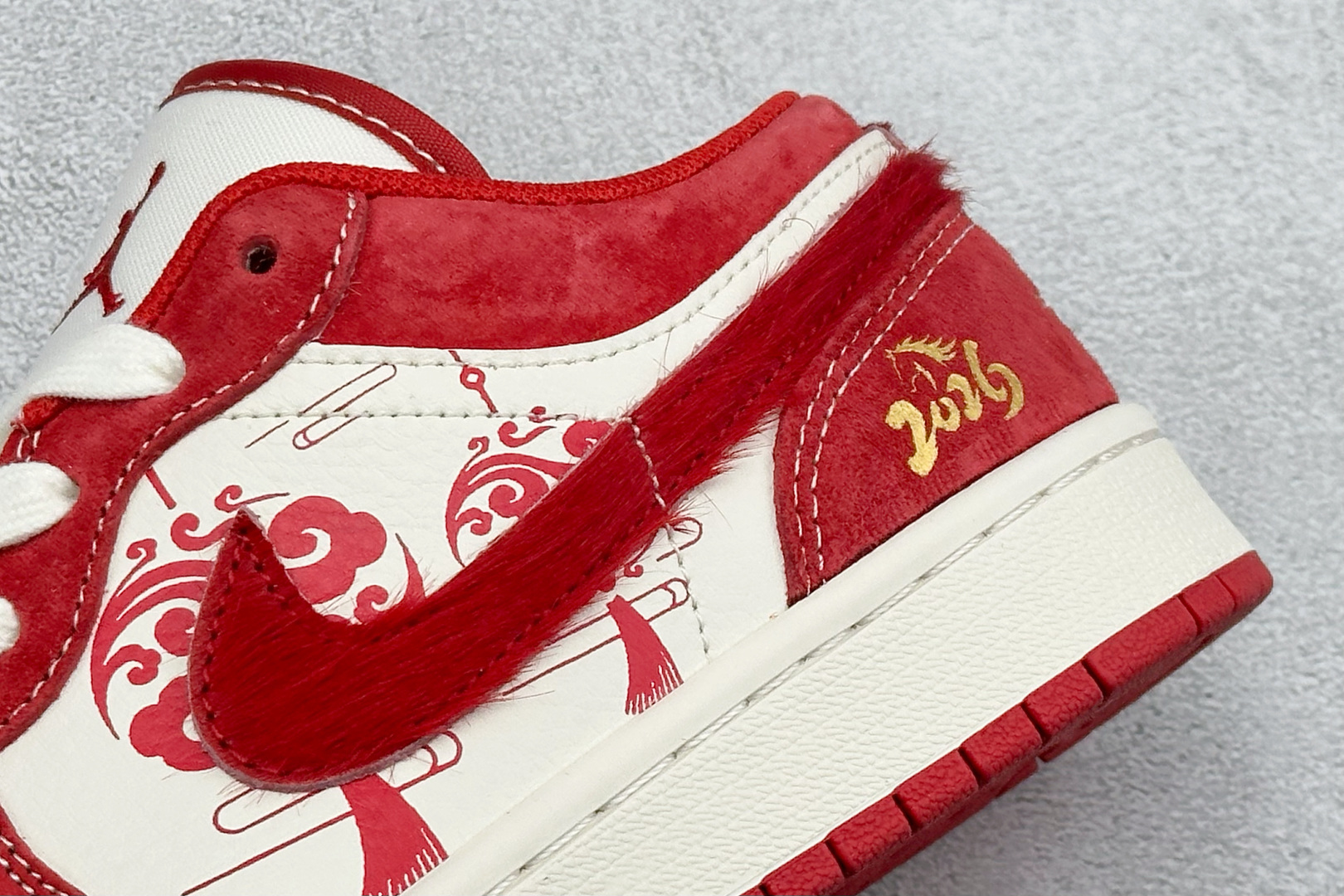 270 Air Jordan 1 Low AJ1 乔1 2026马年限定 高端定制 低帮复古篮球鞋 MZ9588-847-Chinese UA Cheap High Quatity Brand Clothes Bags handbags Sneakers wholesale wholesaler seller from China Factory suppliers Fashion Clothing Shoes best Quality Beautiful Price 270 Air Jordan 1 Low AJ1 乔1 2026马年限定 高端定制 低帮复古篮球鞋 MZ9588-847