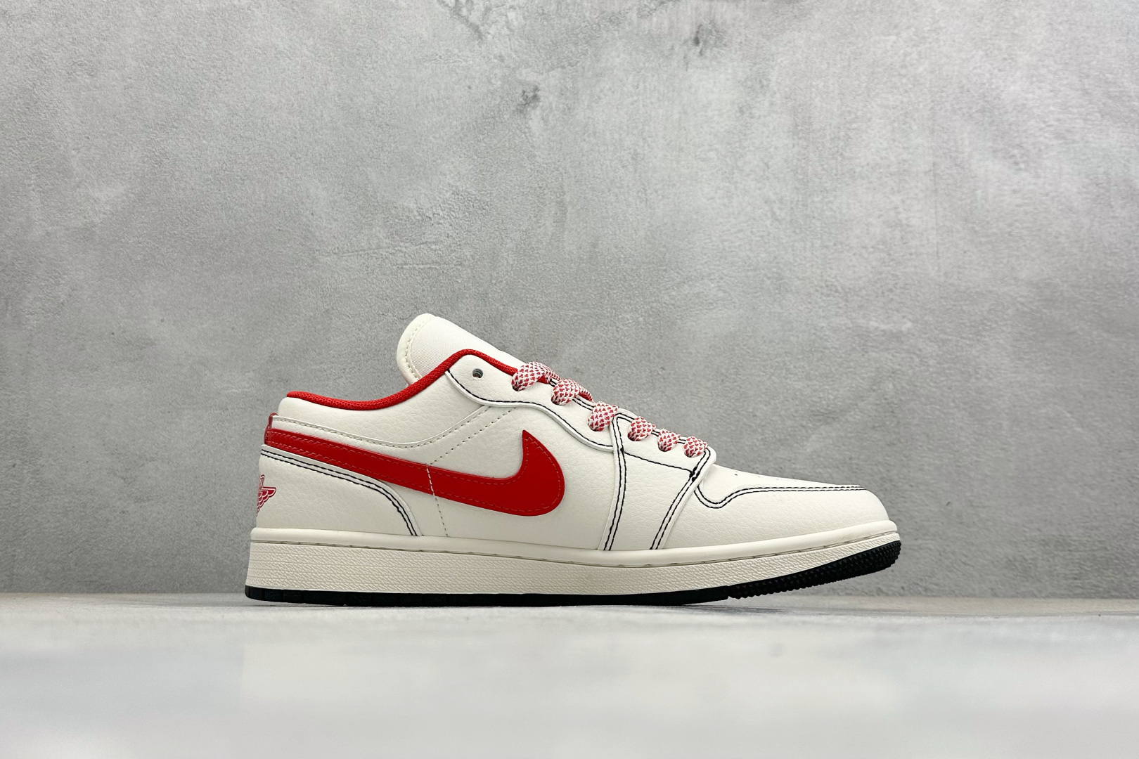Air Jordan 1 Low AJ1 乔1 马年限定 高端定制 低帮复古篮球鞋 MZ9588-839-Top High Quatity Cheap Sneakers Fashion Clothing Clothes Bags handbags Shoes of all Brand wholesale With The best Quality And Beautiful Price from China Factory Chinese suppliers wholesaler seller Air Jordan 1 Low AJ1 乔1 马年限定 高端定制 低帮复古篮球鞋 MZ9588-839