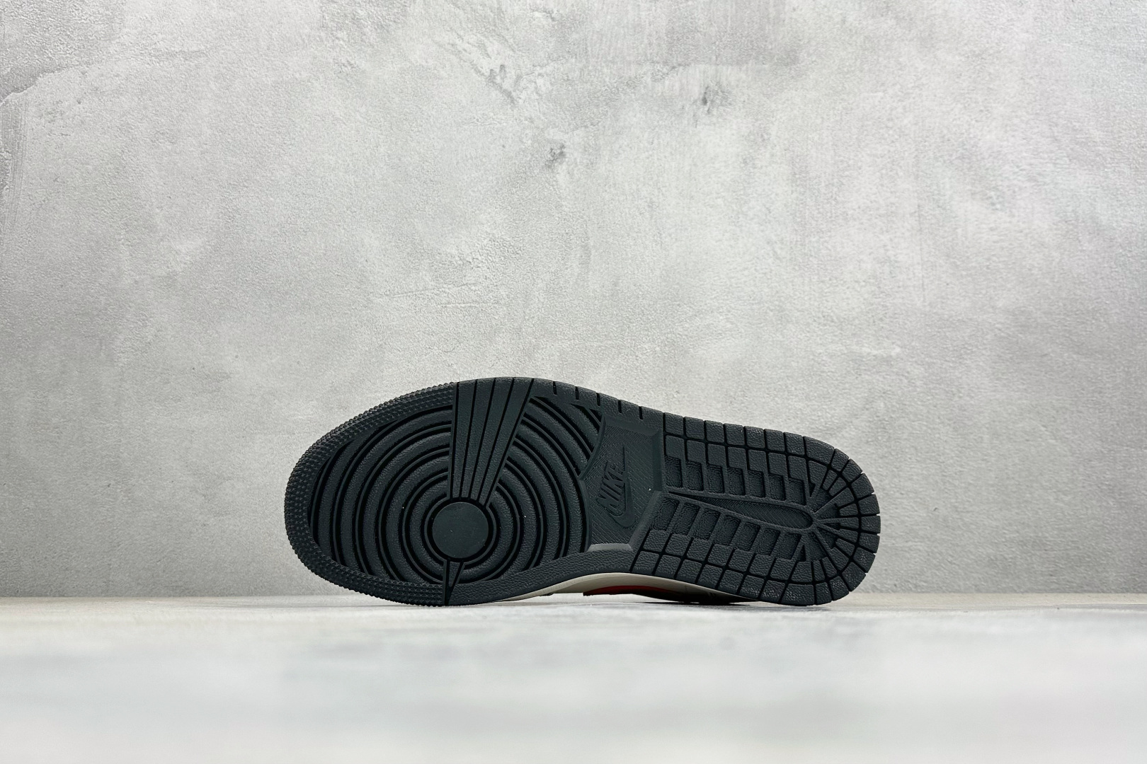 Air Jordan 1 Low AJ1 乔1 马年限定 高端定制 低帮复古篮球鞋 MZ9588-839-Top High Quatity Cheap Sneakers Fashion Clothing Clothes Bags handbags Shoes of all Brand wholesale With The best Quality And Beautiful Price from China Factory Chinese suppliers wholesaler seller Air Jordan 1 Low AJ1 乔1 马年限定 高端定制 低帮复古篮球鞋 MZ9588-839