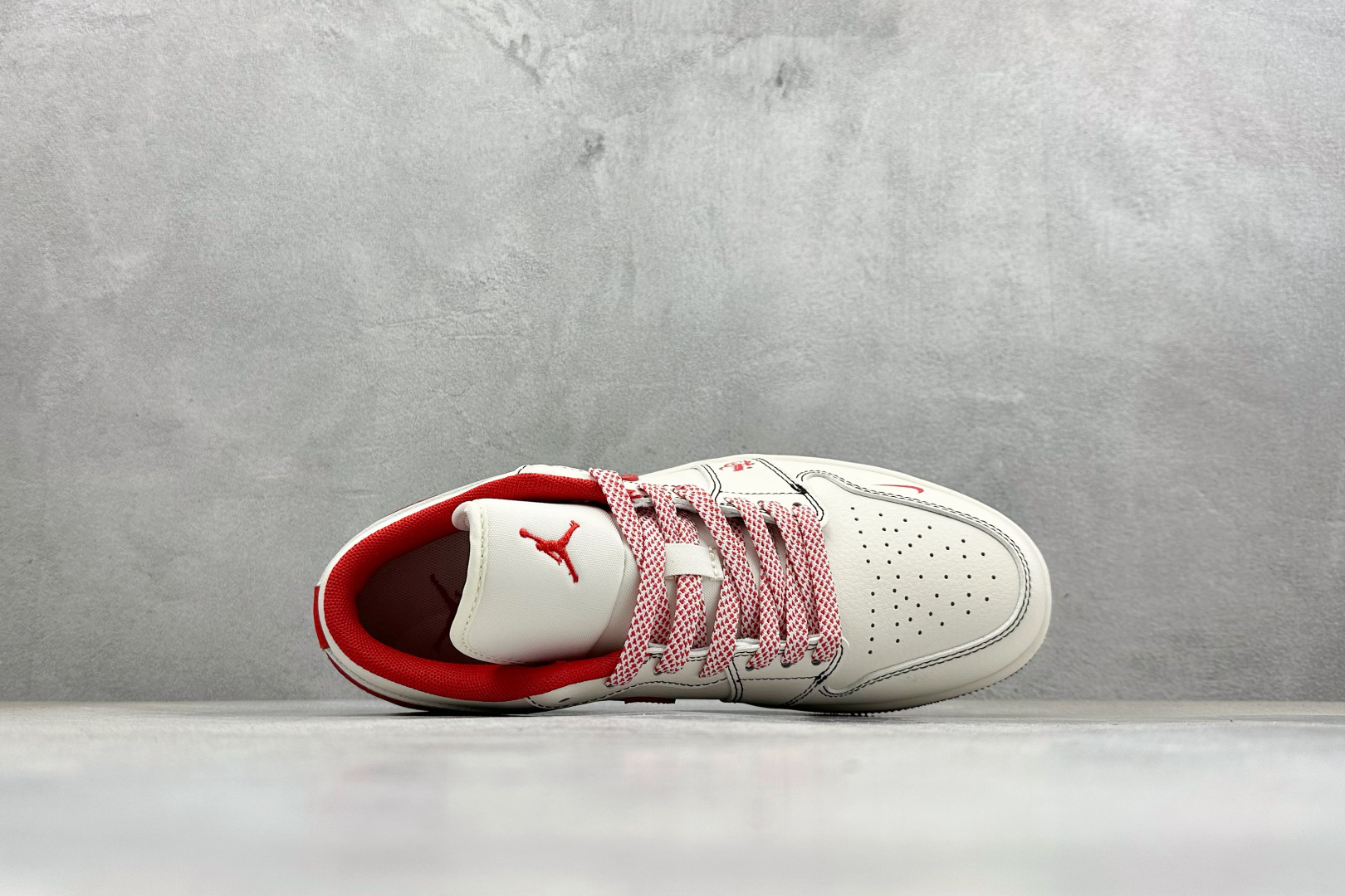 Air Jordan 1 Low AJ1 乔1 马年限定 高端定制 低帮复古篮球鞋 MZ9588-839-Top High Quatity Cheap Sneakers Fashion Clothing Clothes Bags handbags Shoes of all Brand wholesale With The best Quality And Beautiful Price from China Factory Chinese suppliers wholesaler seller Air Jordan 1 Low AJ1 乔1 马年限定 高端定制 低帮复古篮球鞋 MZ9588-839