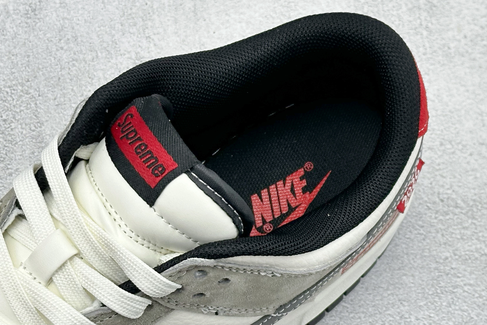 280 Nike Dunk Low Retro 2026马年限定 周年高端定制 低帮休闲板鞋 XZ5899-113-Chinese UA Cheap High Quatity Brand Clothes Bags handbags Sneakers wholesale wholesaler seller from China Factory suppliers Fashion Clothing Shoes best Quality Beautiful Price 280 Nike Dunk Low Retro 2026马年限定 周年高端定制 低帮休闲板鞋 XZ5899-113