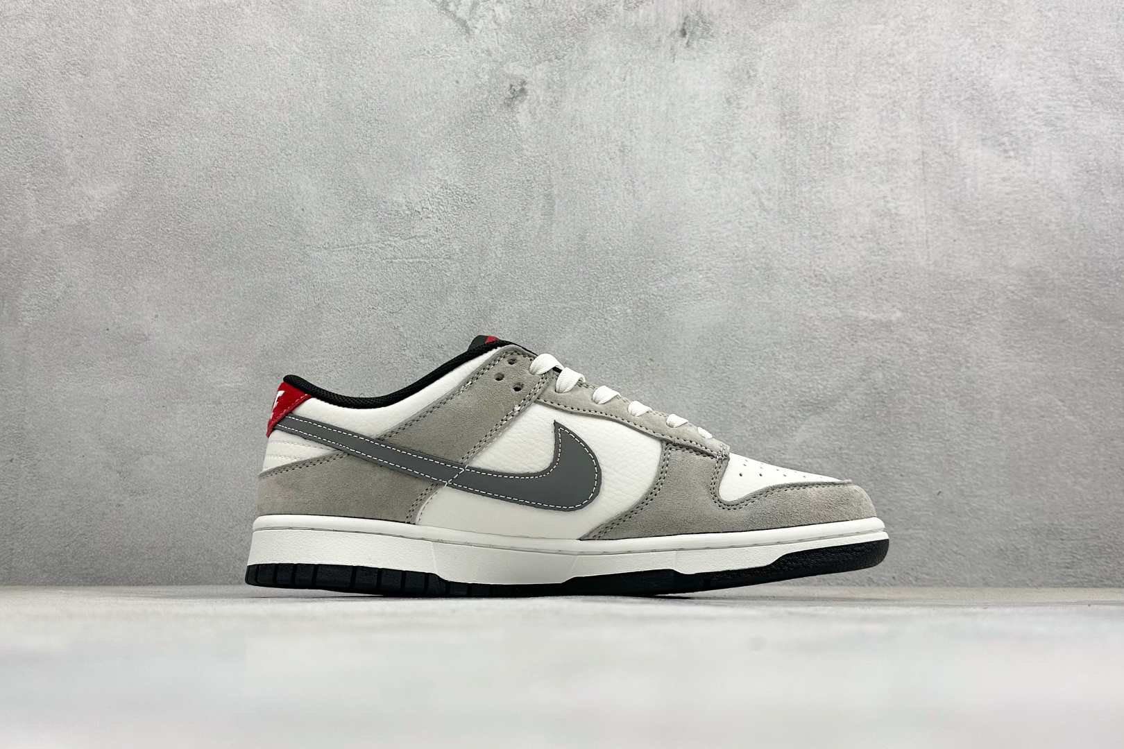 280 Nike Dunk Low Retro 2026马年限定 周年高端定制 低帮休闲板鞋 XZ5899-113-Chinese UA Cheap High Quatity Brand Clothes Bags handbags Sneakers wholesale wholesaler seller from China Factory suppliers Fashion Clothing Shoes best Quality Beautiful Price 280 Nike Dunk Low Retro 2026马年限定 周年高端定制 低帮休闲板鞋 XZ5899-113