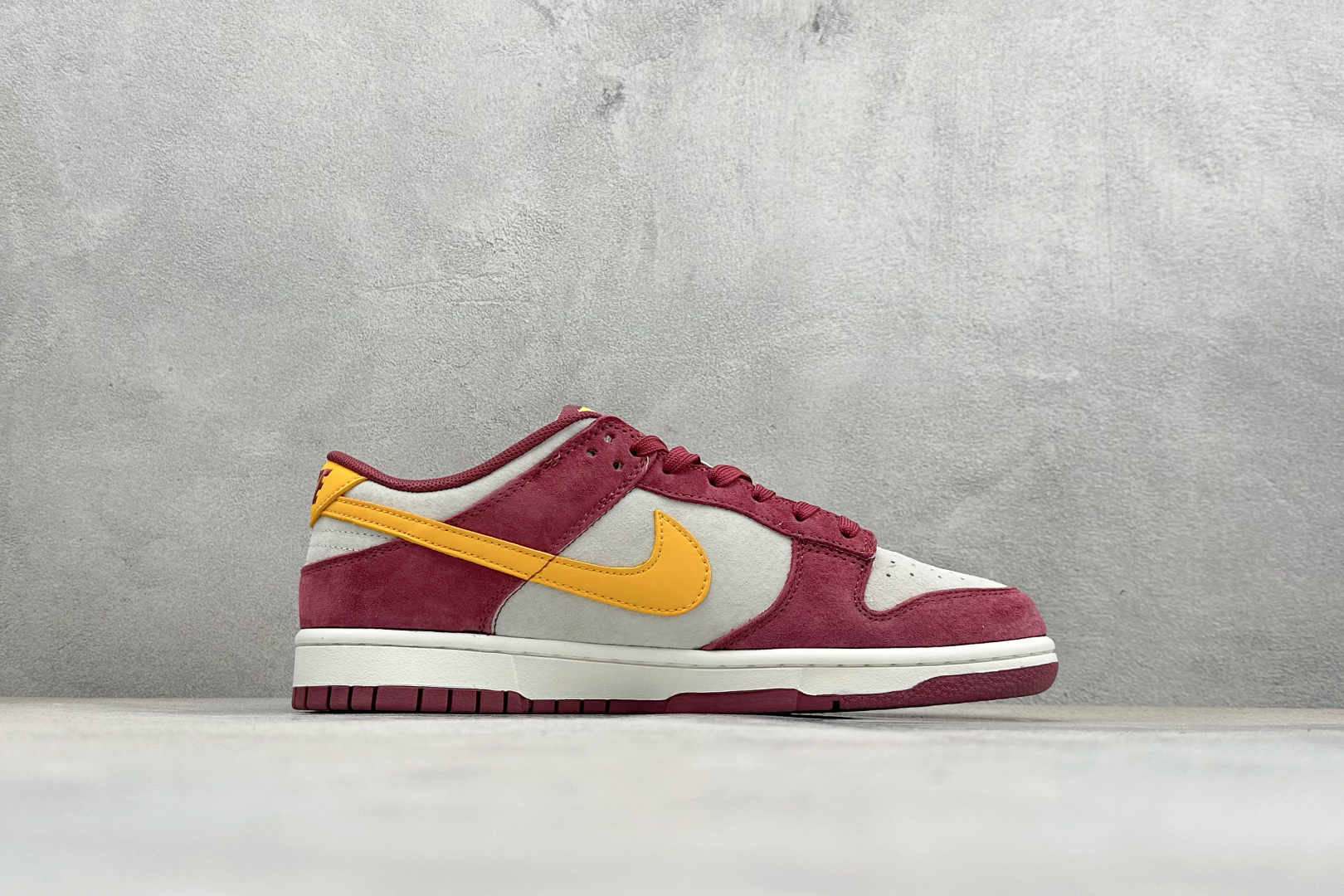 Nike Dunk Low Retro 2026马年限定 周年高端定制 低帮休闲板鞋 XZ5899-119-Top High Quatity Cheap Sneakers Fashion Clothing Clothes Bags handbags Shoes of all Brand wholesale With The best Quality And Beautiful Price from China Factory Chinese suppliers wholesaler seller Nike Dunk Low Retro 2026马年限定 周年高端定制 低帮休闲板鞋 XZ5899-119