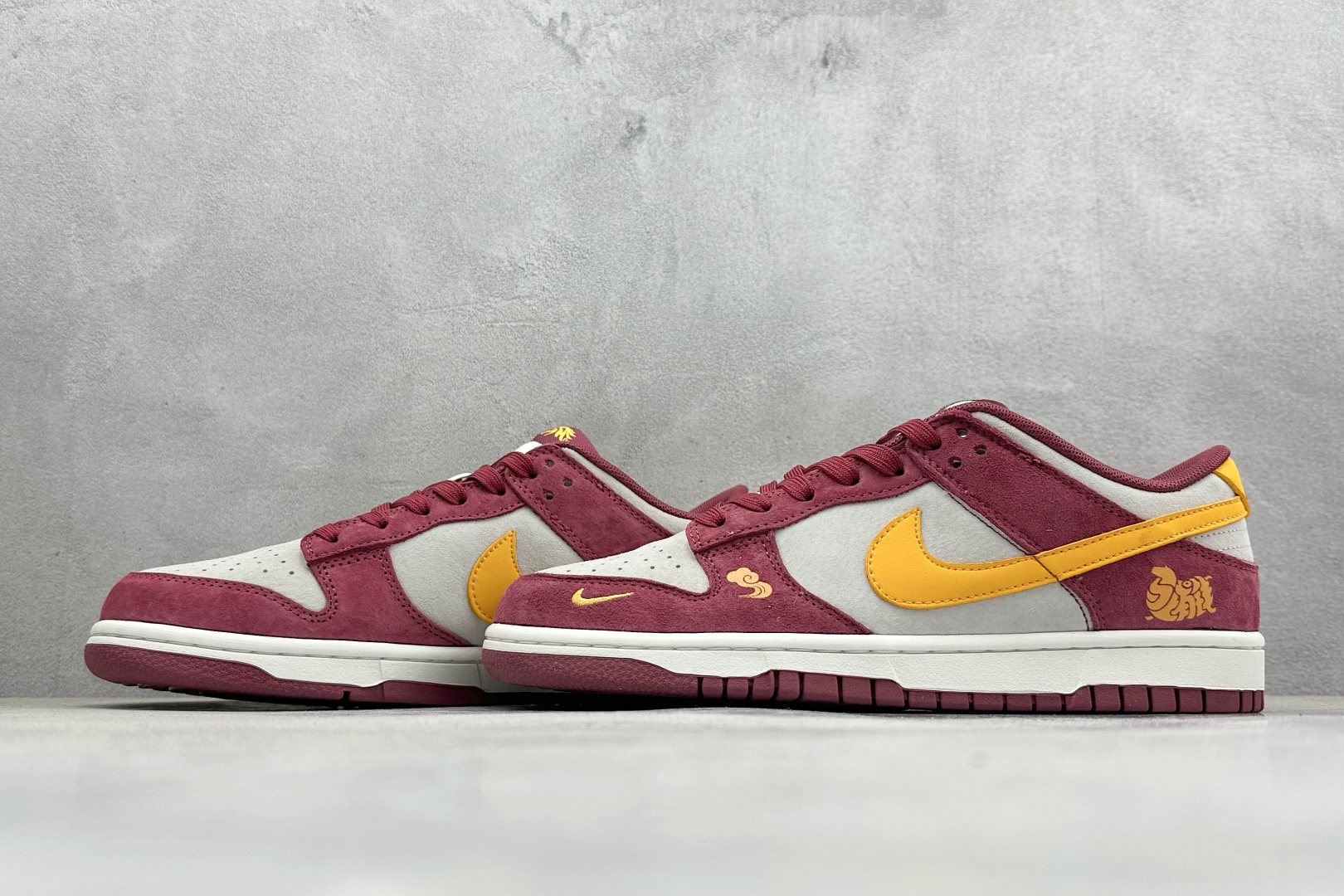 Nike Dunk Low Retro 2026马年限定 周年高端定制 低帮休闲板鞋 XZ5899-119-Top High Quatity Cheap Sneakers Fashion Clothing Clothes Bags handbags Shoes of all Brand wholesale With The best Quality And Beautiful Price from China Factory Chinese suppliers wholesaler seller Nike Dunk Low Retro 2026马年限定 周年高端定制 低帮休闲板鞋 XZ5899-119