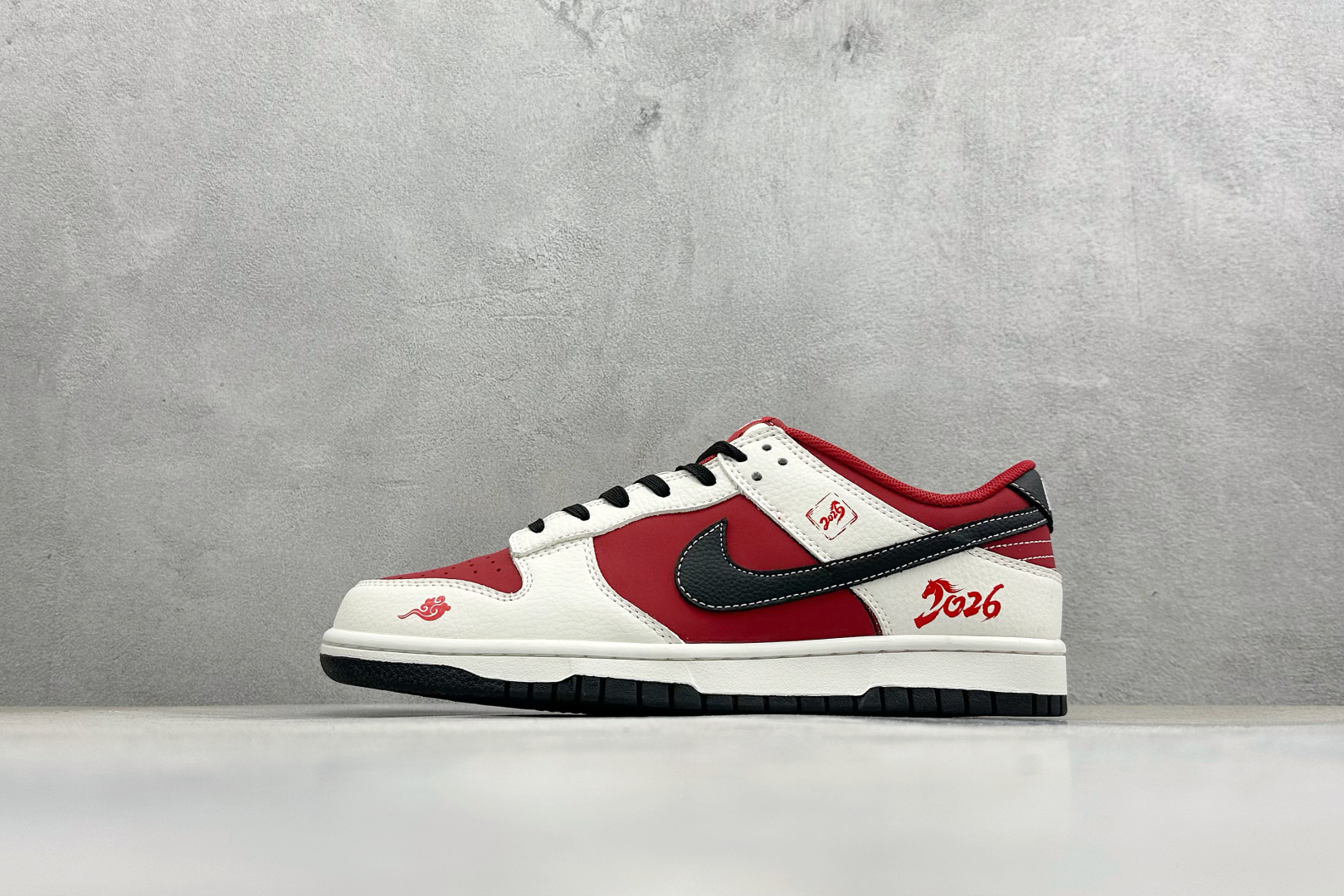280 Nike Dunk Low Retro 2026马年限定 周年高端定制 低帮休闲板鞋 XZ5899-114-Chinese UA Cheap High Quatity Brand Clothes Bags handbags Sneakers wholesale wholesaler seller from China Factory suppliers Fashion Clothing Shoes best Quality Beautiful Price 280 Nike Dunk Low Retro 2026马年限定 周年高端定制 低帮休闲板鞋 XZ5899-114