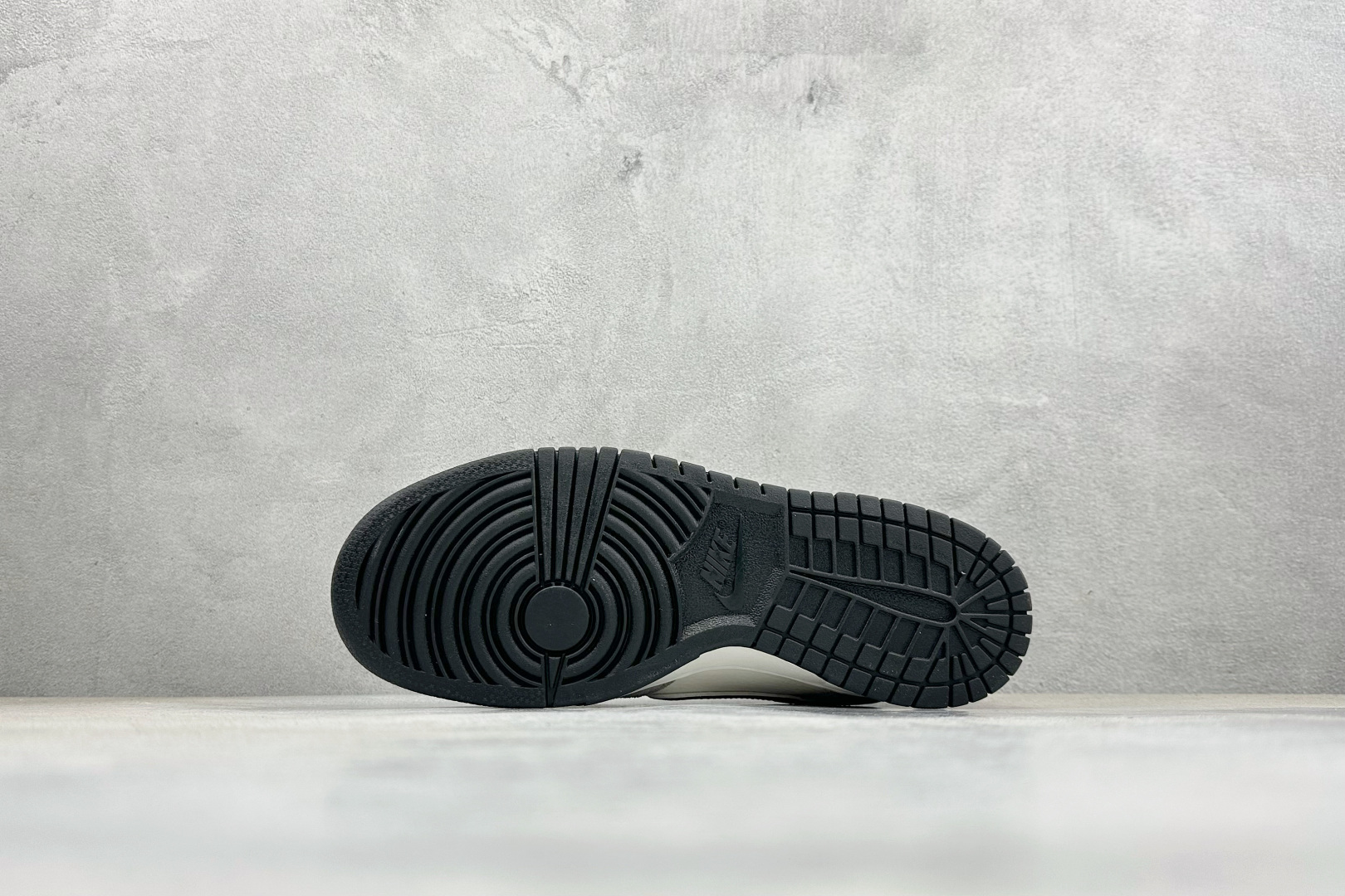 Nike Dunk Low Retro 北面联名 周年高端定制 低帮休闲板鞋 XZ5899-106-Top High Quatity Cheap Sneakers Fashion Clothing Clothes Bags handbags Shoes of all Brand wholesale With The best Quality And Beautiful Price from China Factory Chinese suppliers wholesaler seller Nike Dunk Low Retro 北面联名 周年高端定制 低帮休闲板鞋 XZ5899-106