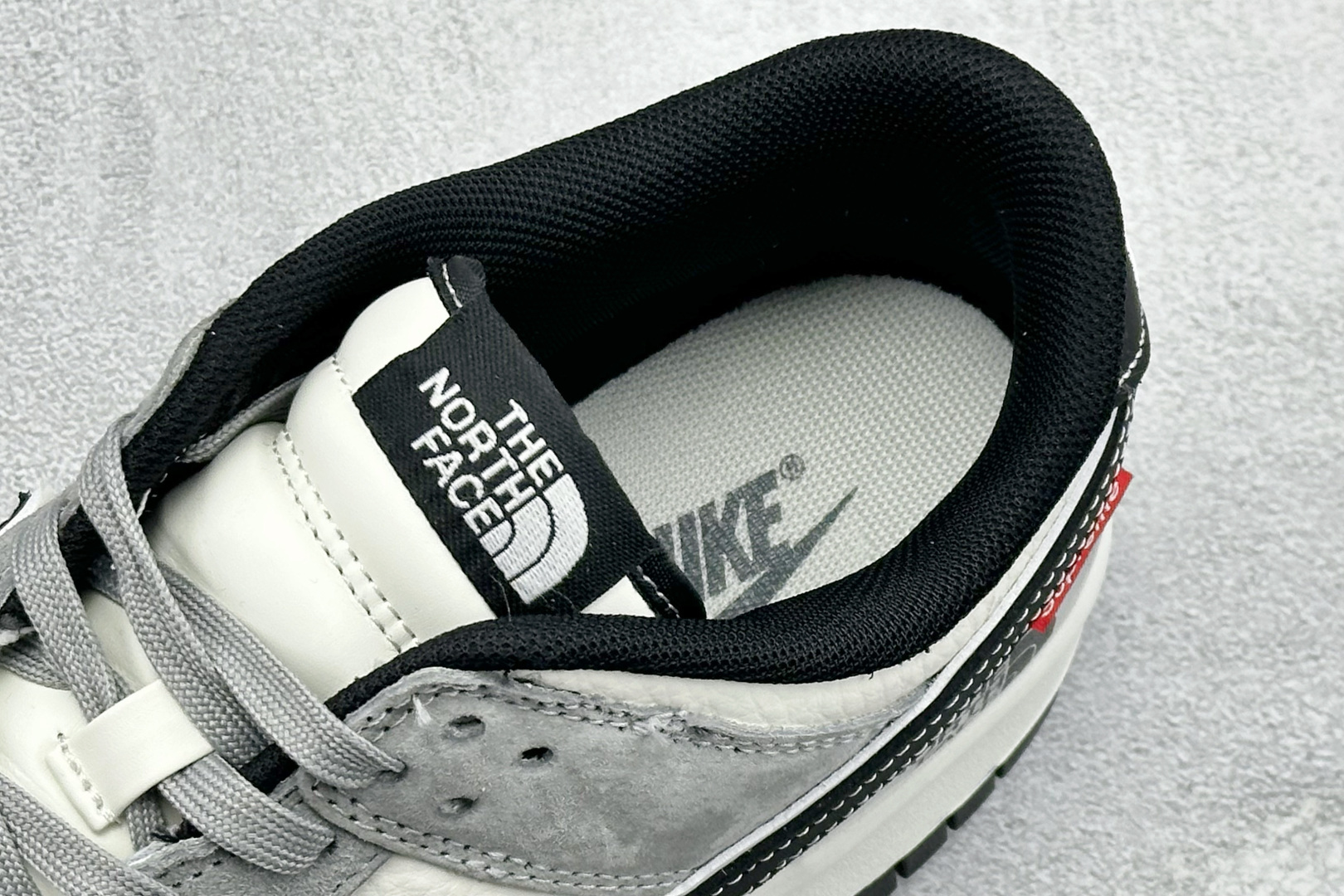 Nike Dunk Low Retro 北面联名 周年高端定制 低帮休闲板鞋 XZ5899-106-Top High Quatity Cheap Sneakers Fashion Clothing Clothes Bags handbags Shoes of all Brand wholesale With The best Quality And Beautiful Price from China Factory Chinese suppliers wholesaler seller Nike Dunk Low Retro 北面联名 周年高端定制 低帮休闲板鞋 XZ5899-106