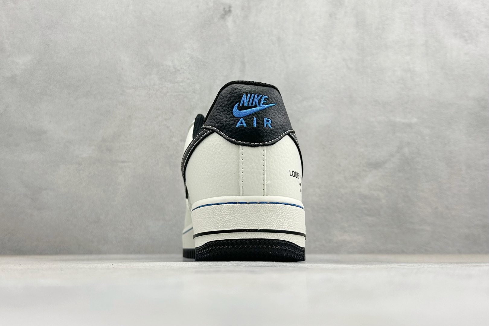 SC版NIke Air Force 1 '07 Low “LV 联名--白黑印花” 空军一号低帮 XY9025-013-Top High Quatity Cheap Sneakers Fashion Clothing Clothes Bags handbags Shoes of all Brand wholesale With The best Quality And Beautiful Price from China Factory Chinese suppliers wholesaler seller SC版NIke Air Force 1 '07 Low “LV 联名--白黑印花” 空军一号低帮 XY9025-013
