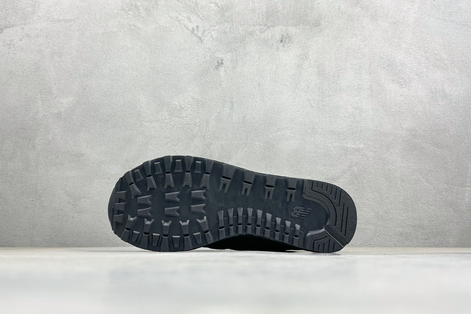 220 HA版New Balance NB574 低帮复古休闲慢跑鞋 U574BTN1-Chinese UA Cheap High Quatity Brand Clothes Bags handbags Sneakers wholesale wholesaler seller from China Factory suppliers Fashion Clothing Shoes best Quality Beautiful Price 220 HA版New Balance NB574 低帮复古休闲慢跑鞋 U574BTN1